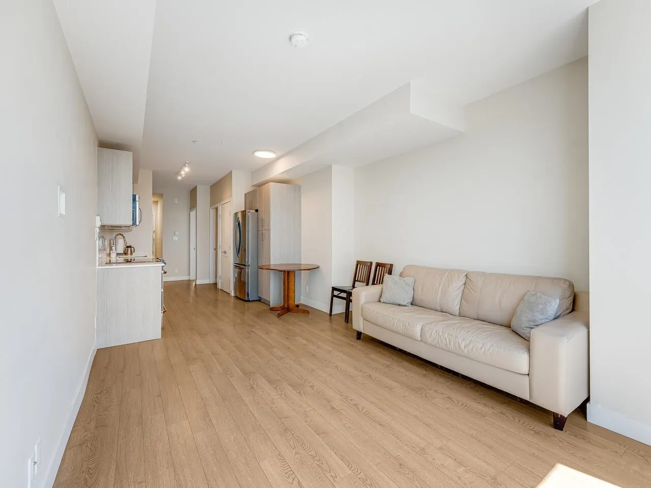 516 388 Kootenay Street