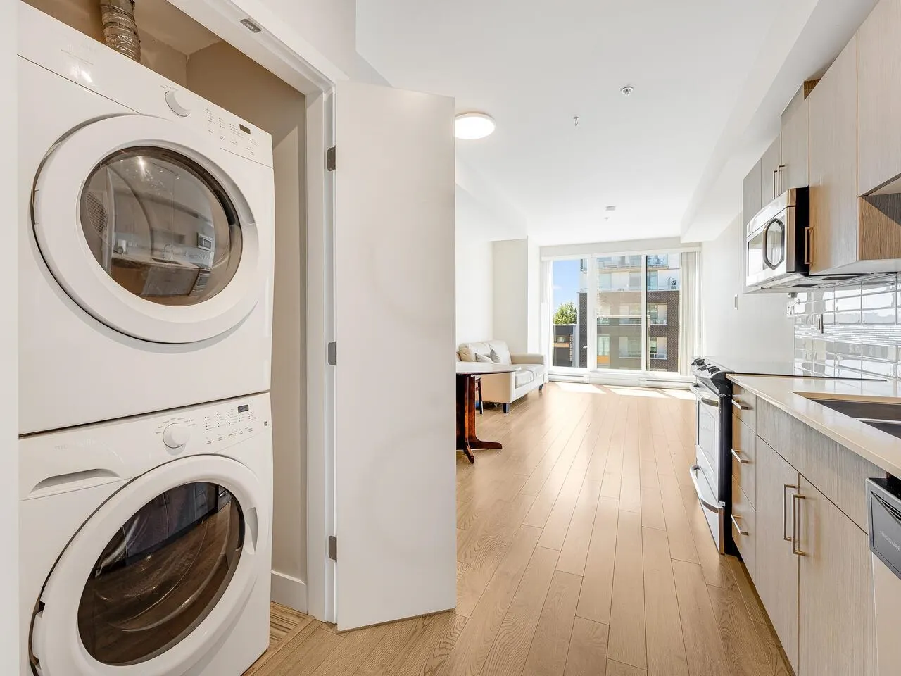 516 388 Kootenay Street