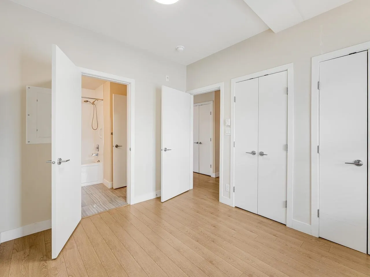 516 388 Kootenay Street