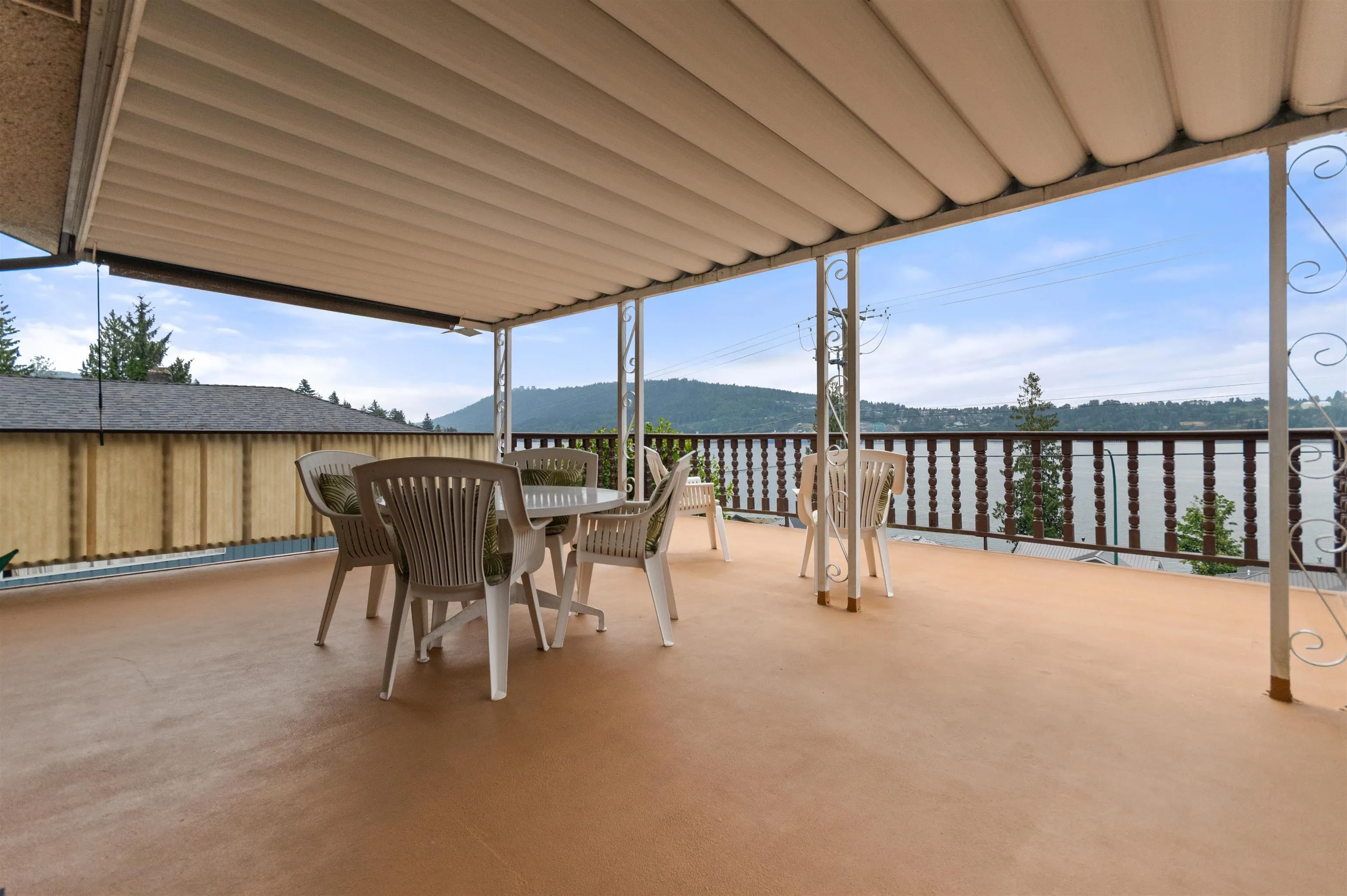 3772 Dollarton Highway