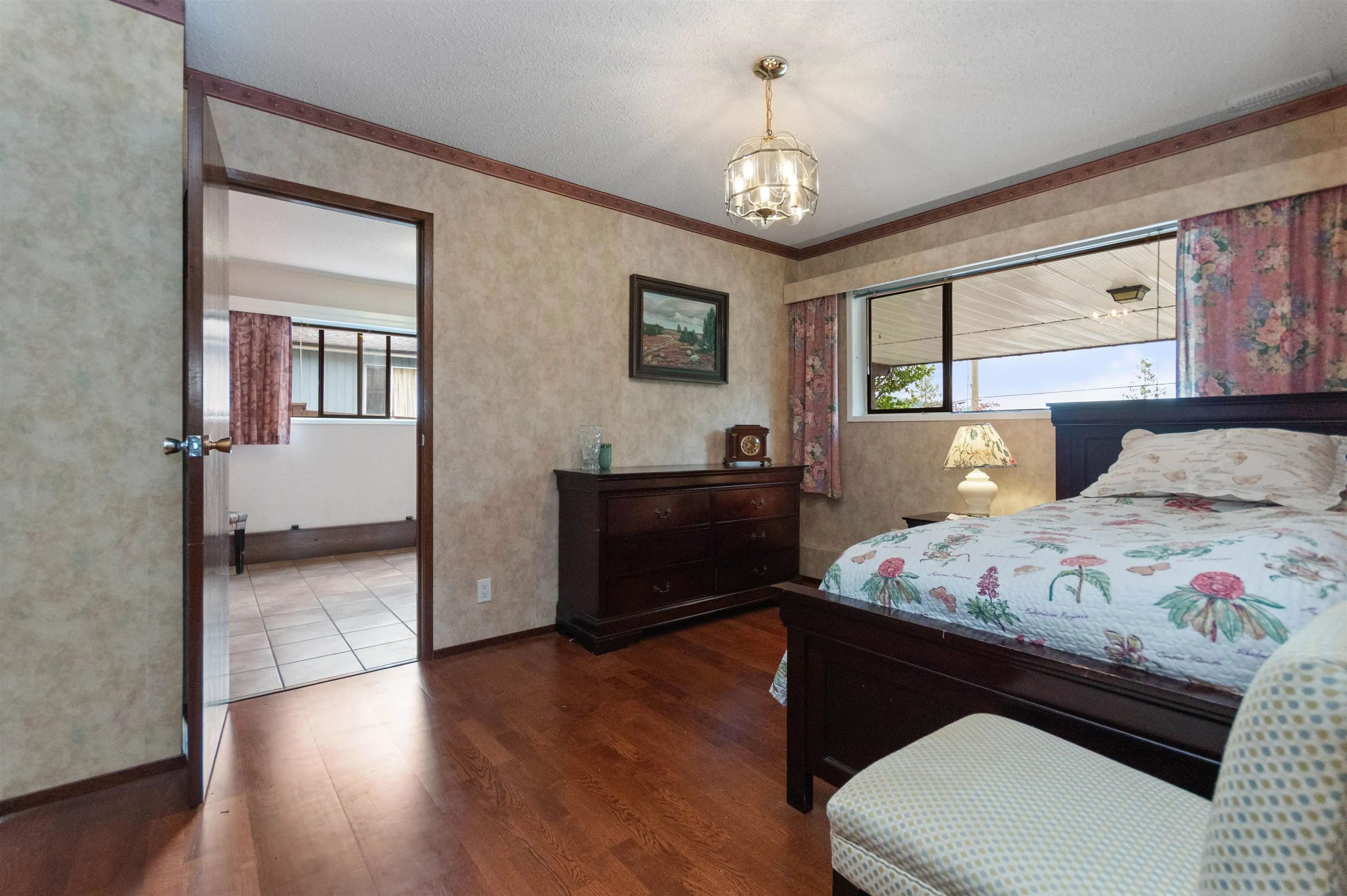 3772 Dollarton Highway
