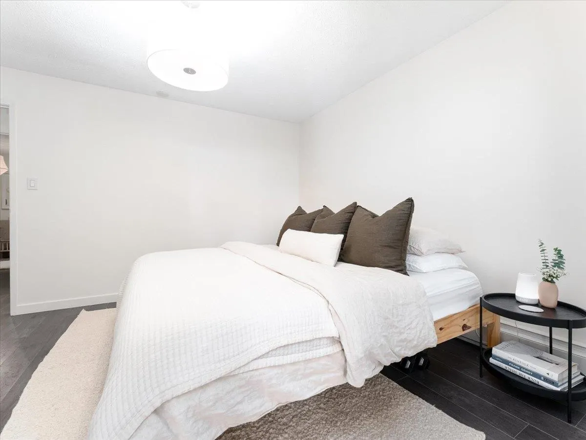 304 1385 Draycott Road