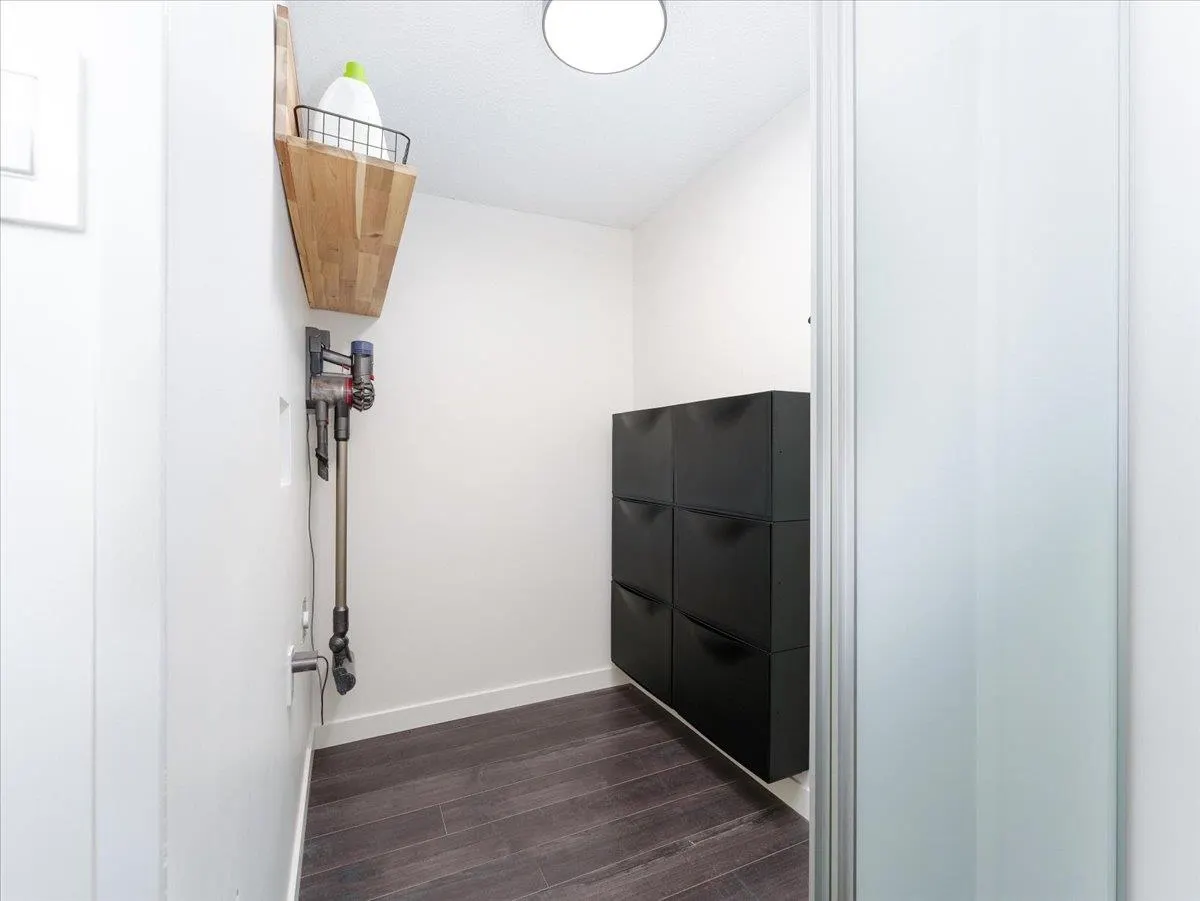 304 1385 Draycott Road
