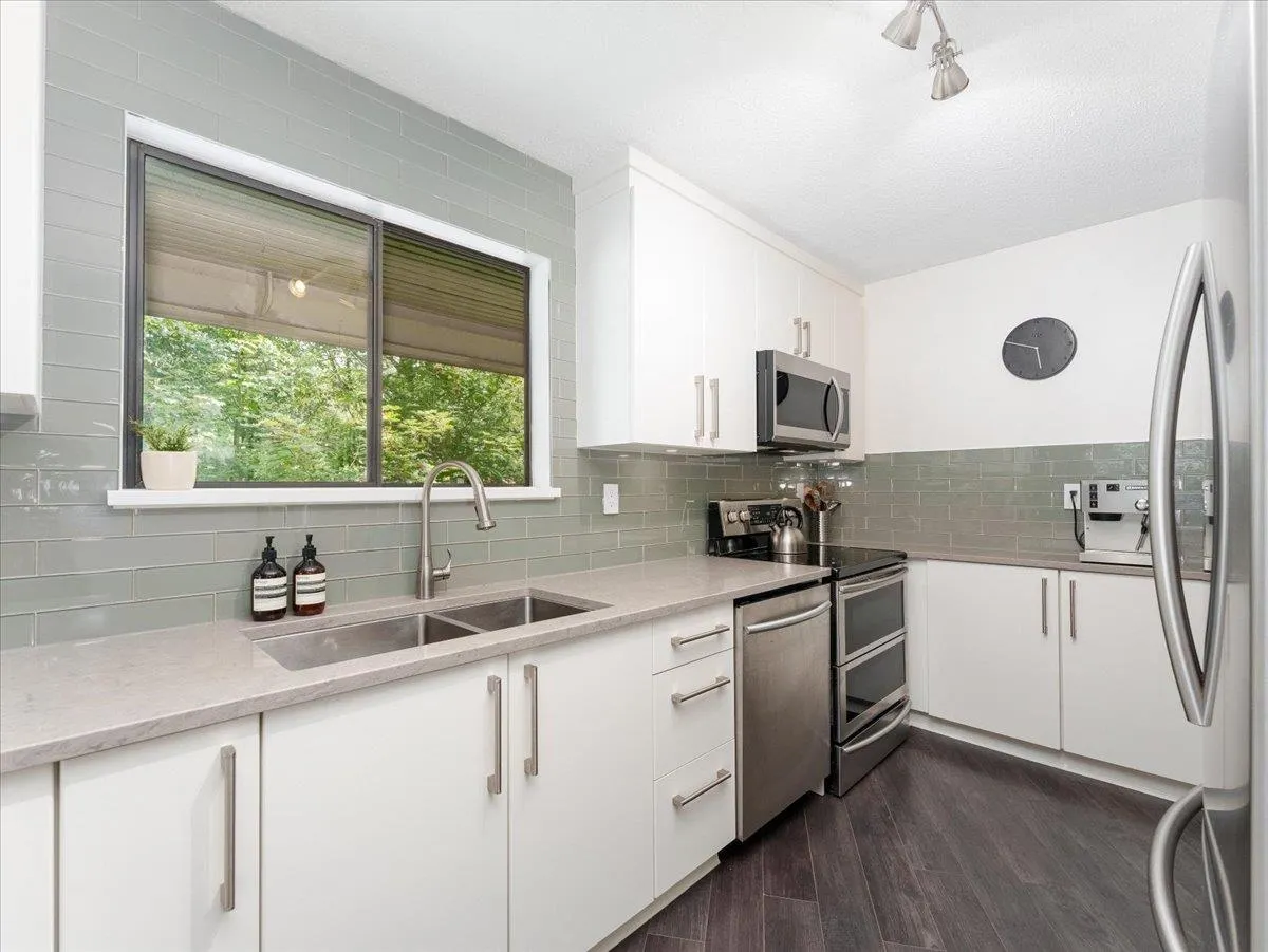 304 1385 Draycott Road