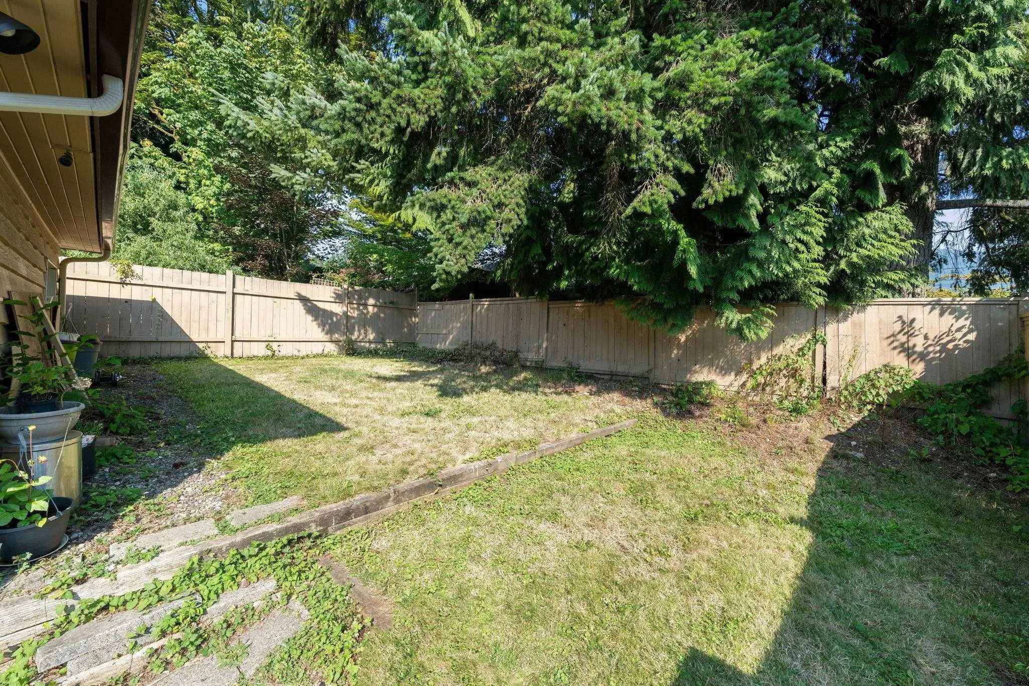 1025 Beaufort Road