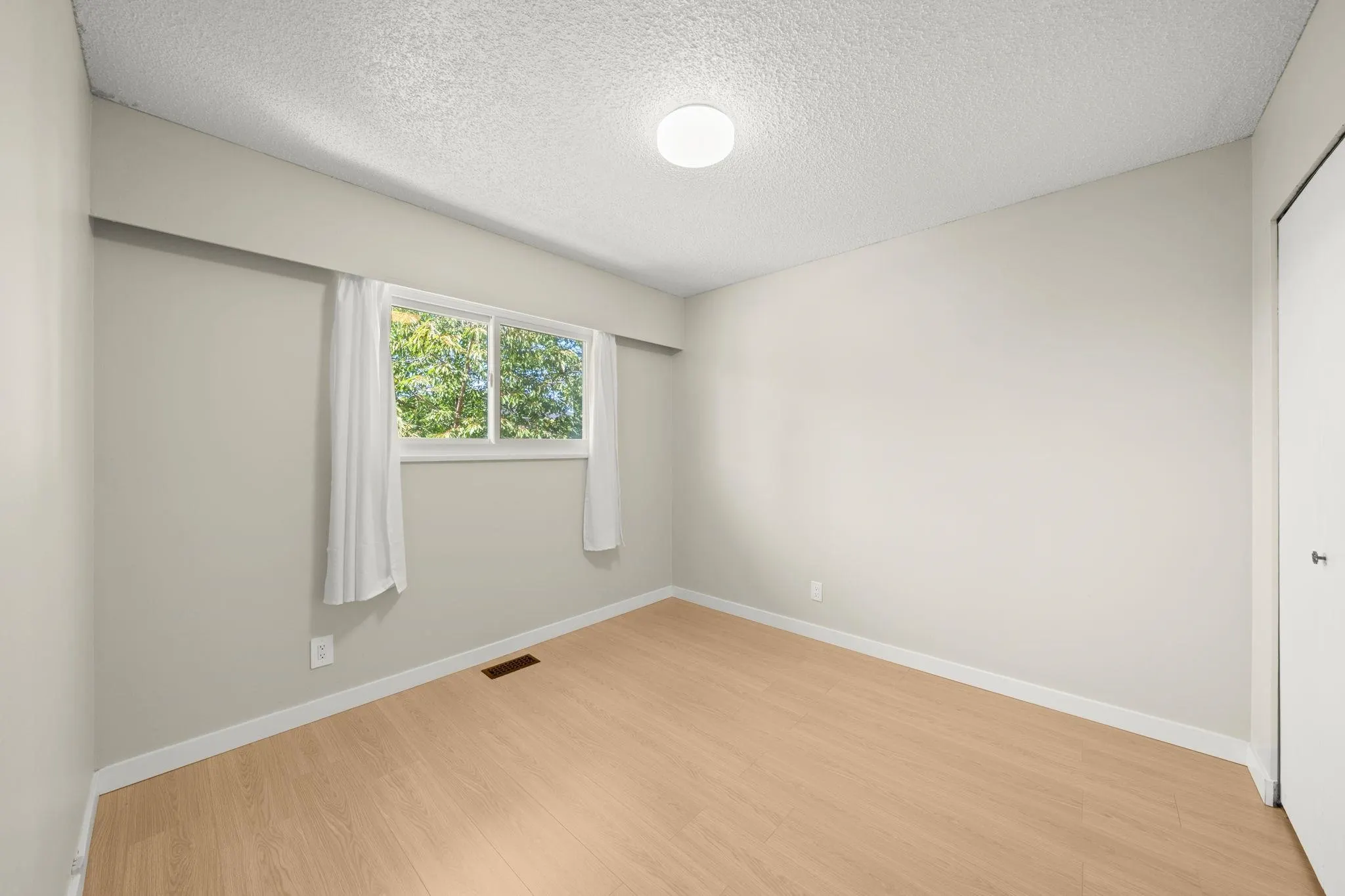 5271 Merganser Drive