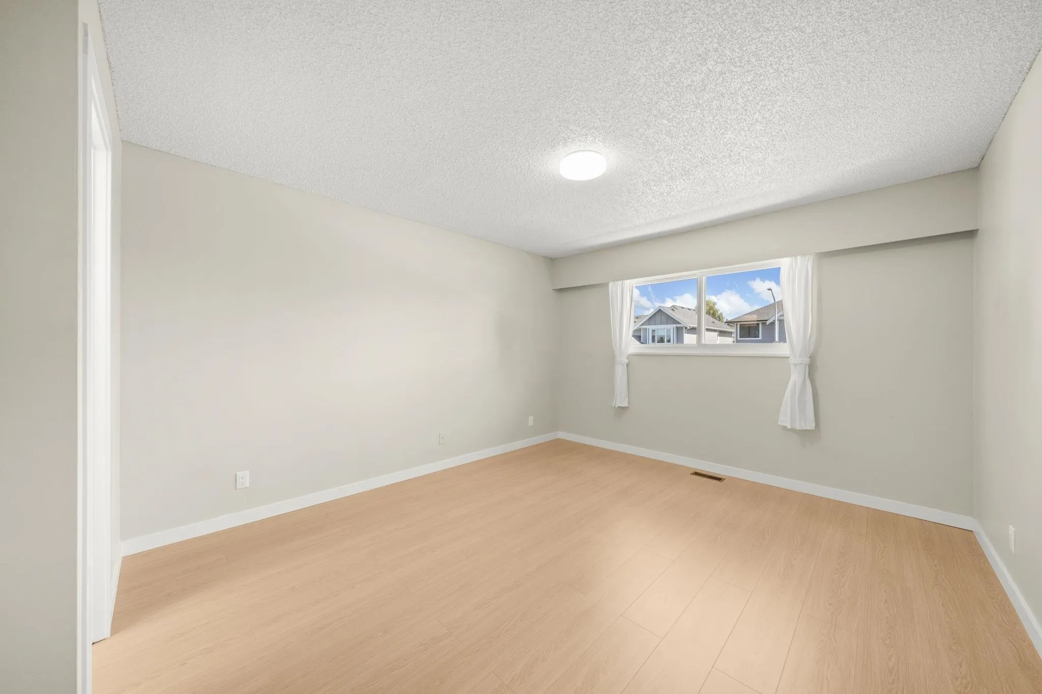 5271 Merganser Drive