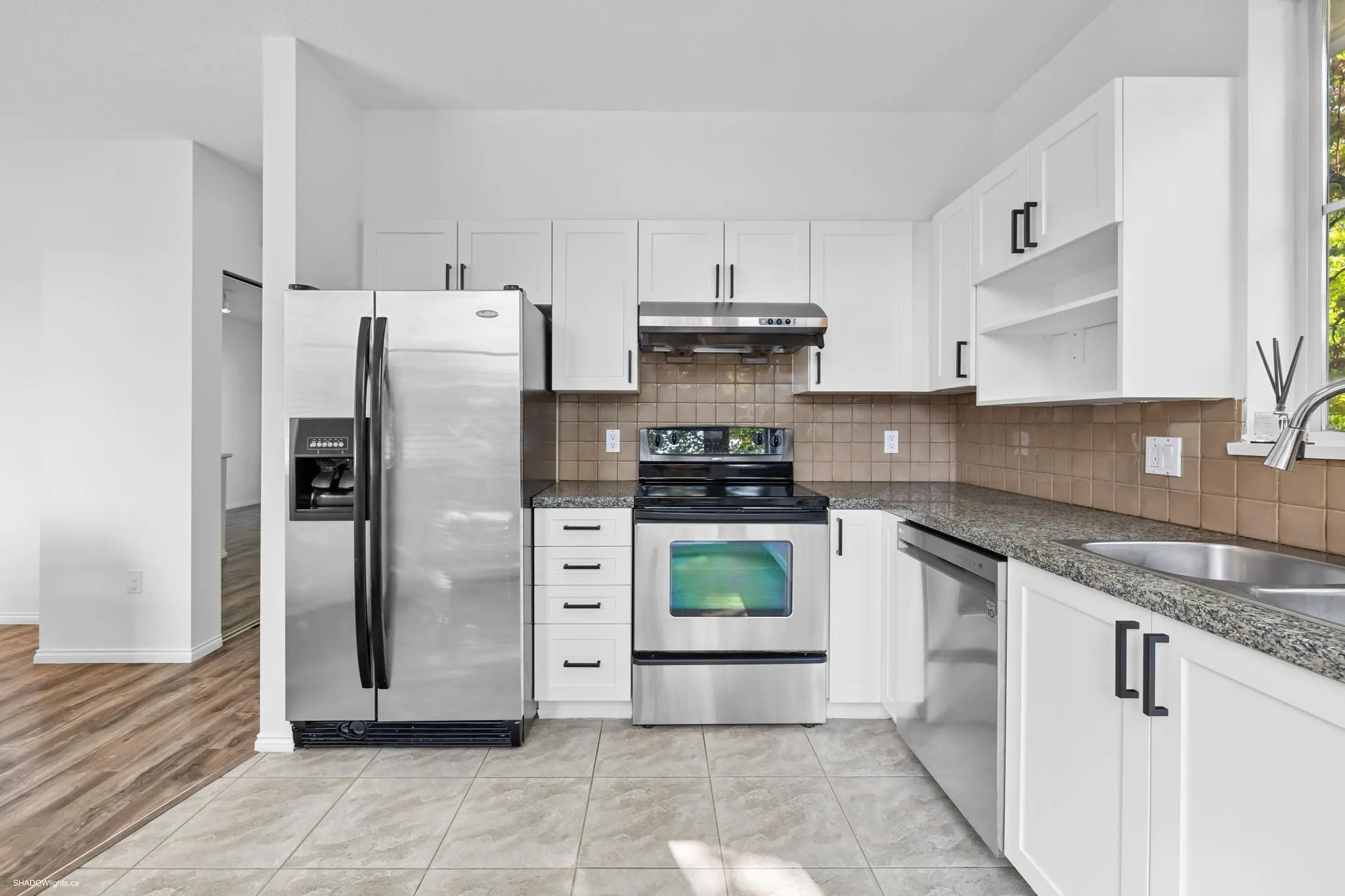 74 6588 Barnard Drive