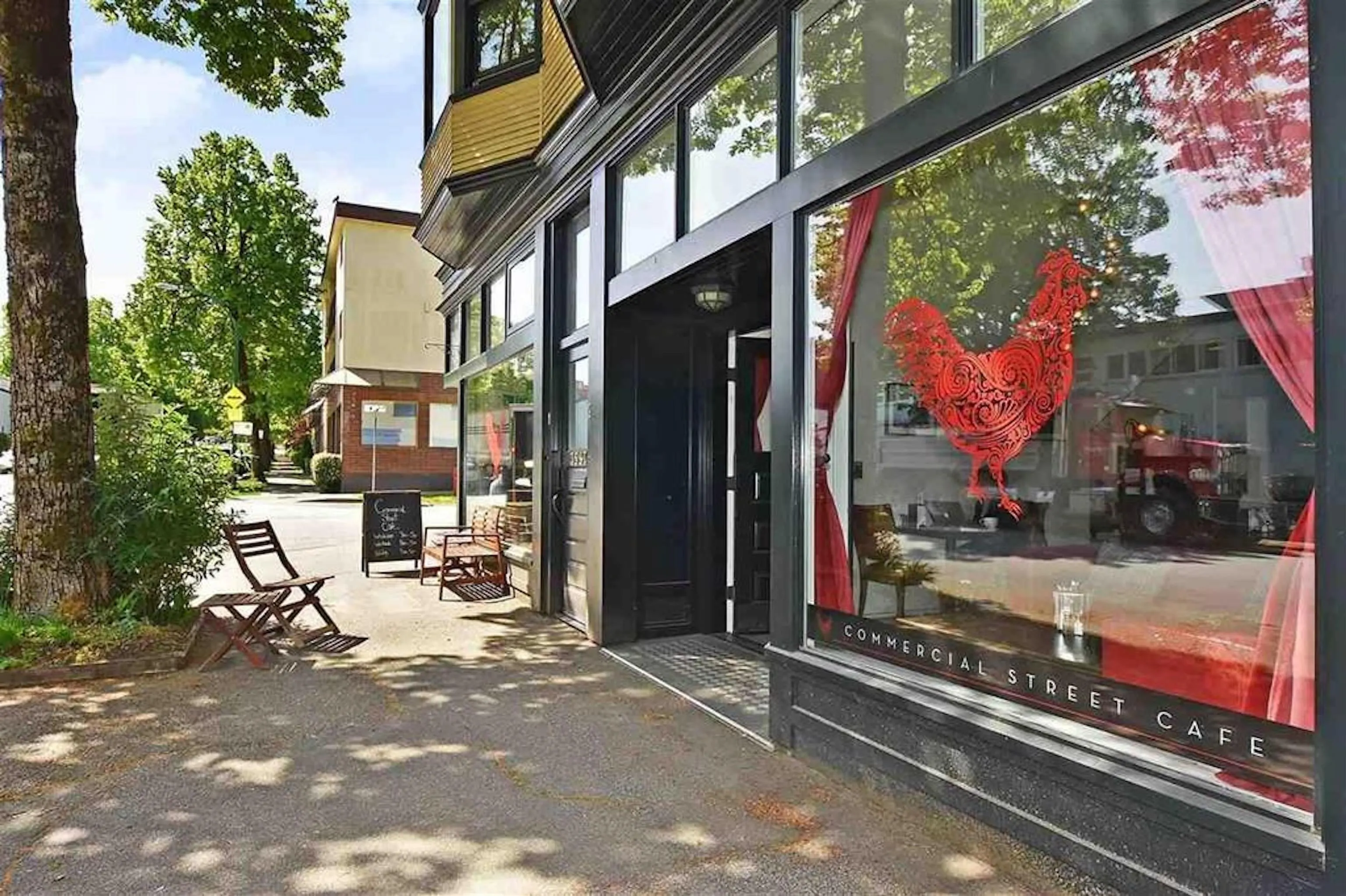 201 3715 Commercial Street