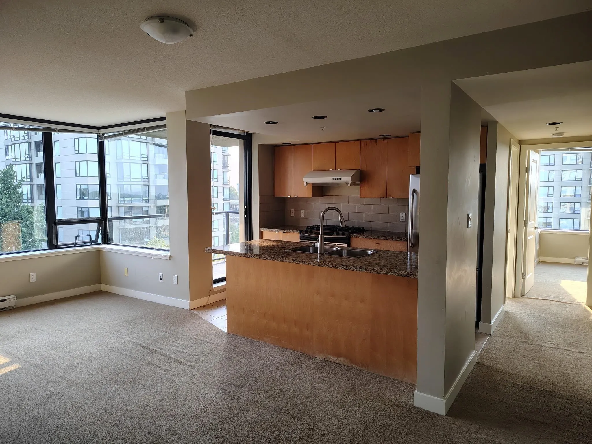 1008 6233 Katsura Street