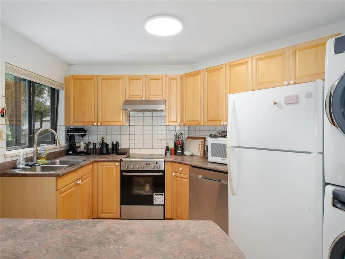 277 E Braemar Road