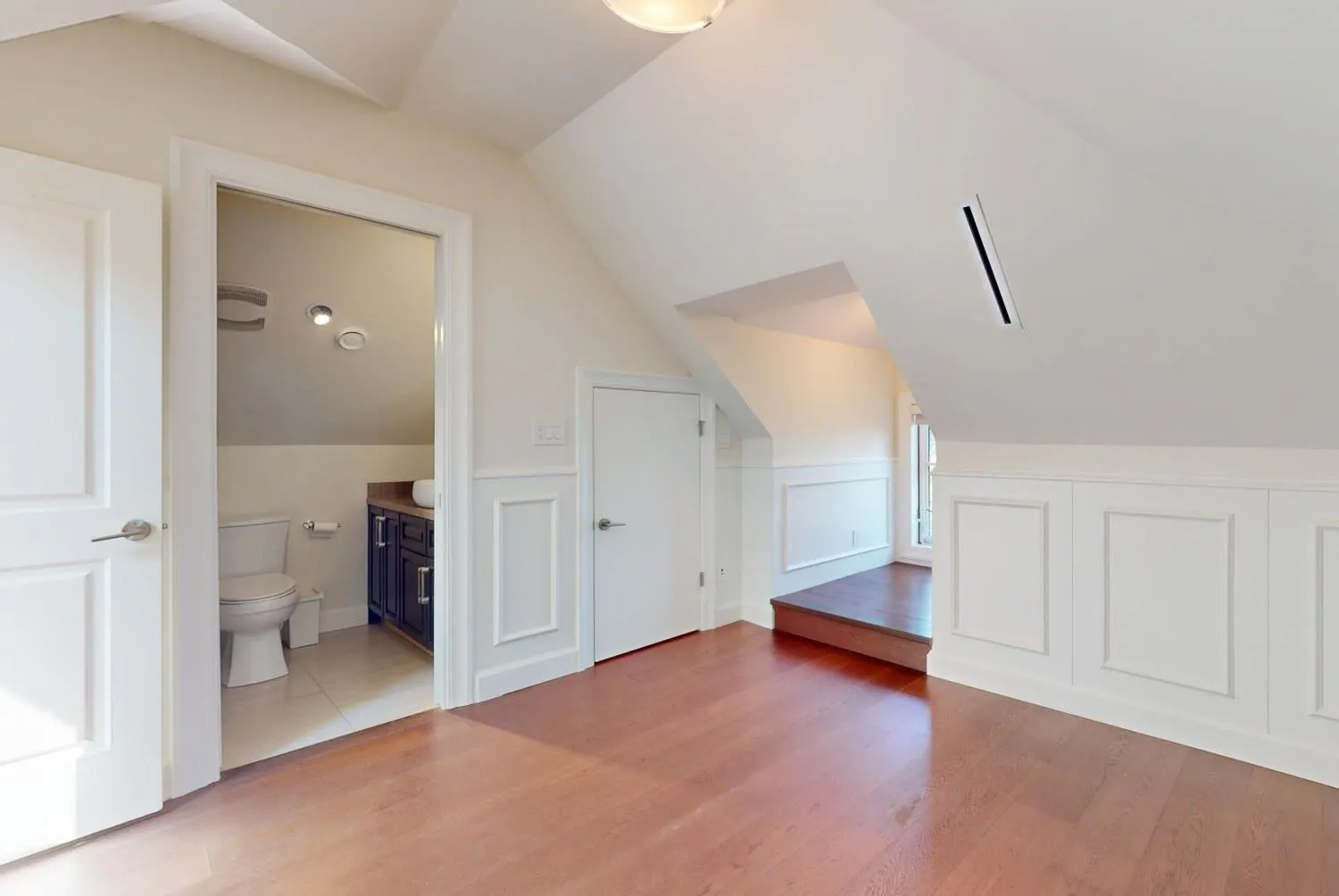 2930 W 29th Avenue