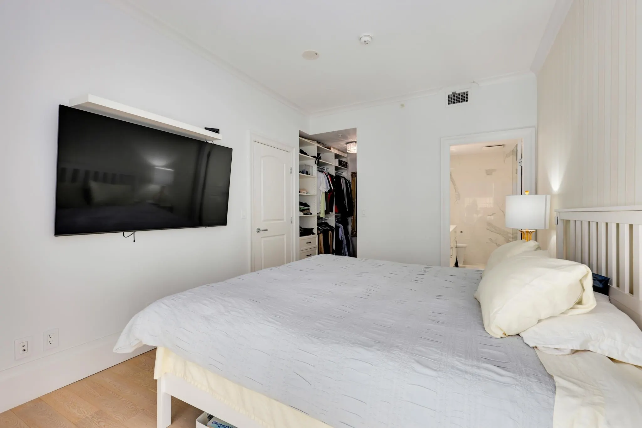 501 185 Victory Ship Way