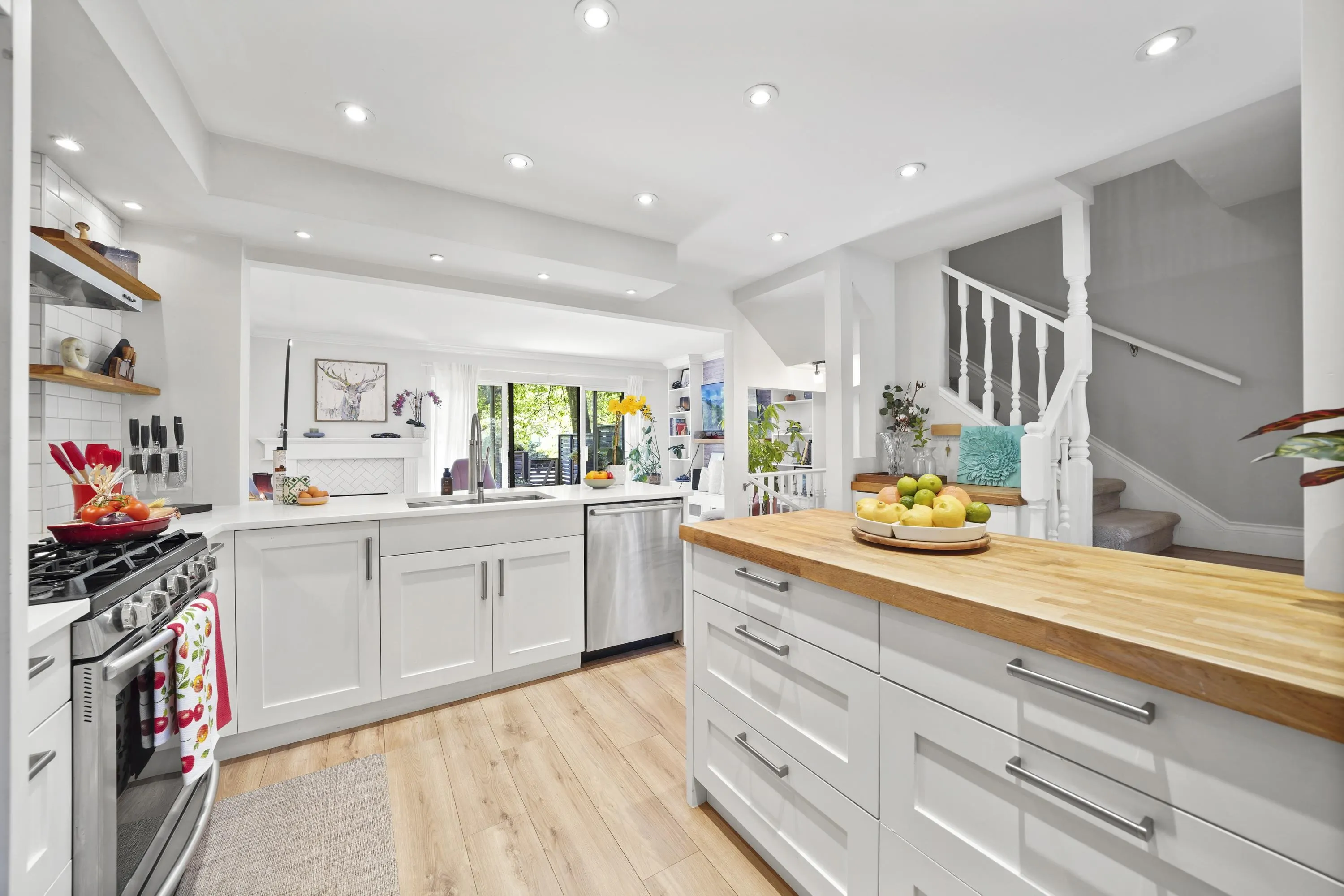 49 1910 Cedar Village Crescent