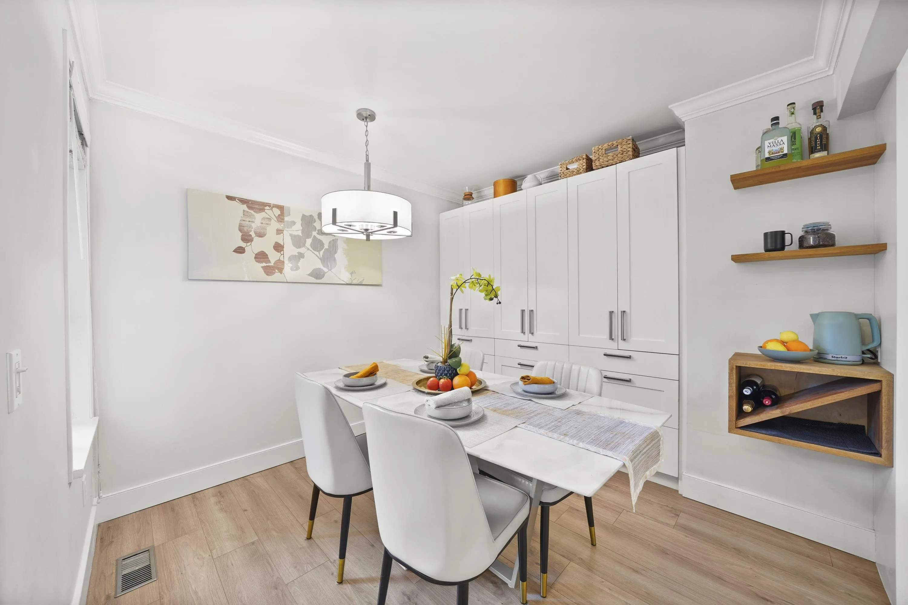 49 1910 Cedar Village Crescent