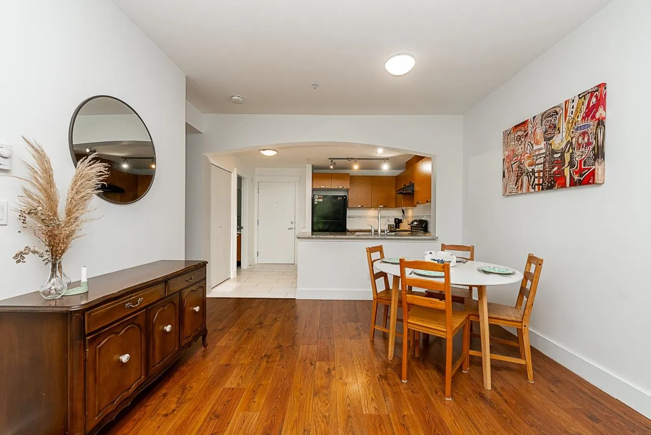 205 7488 Byrnepark Walk
