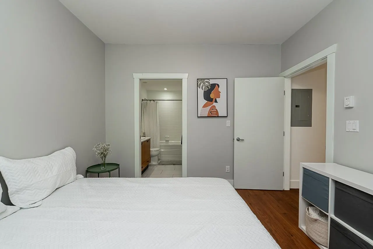 205 7488 Byrnepark Walk