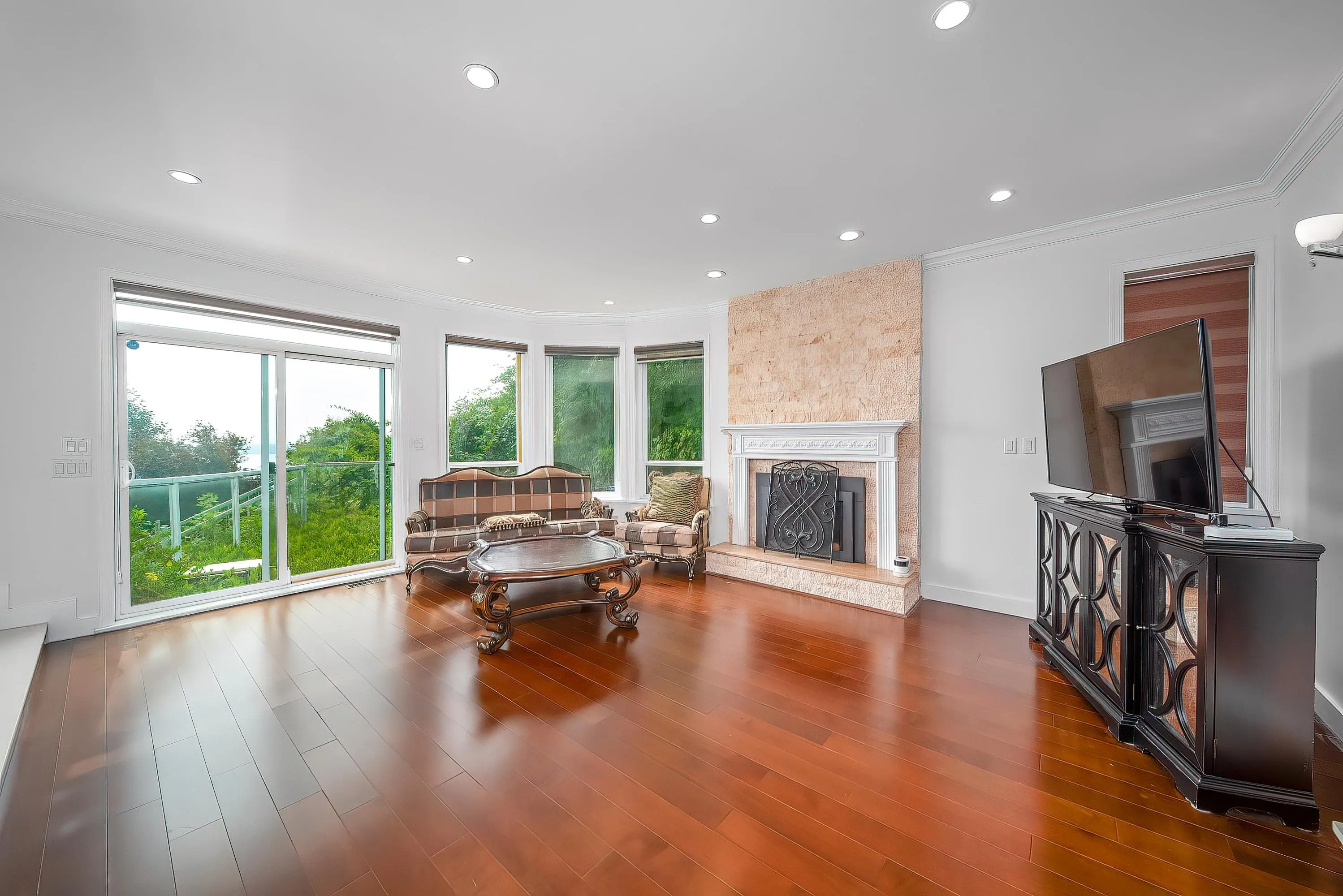 2138 Westhill Place