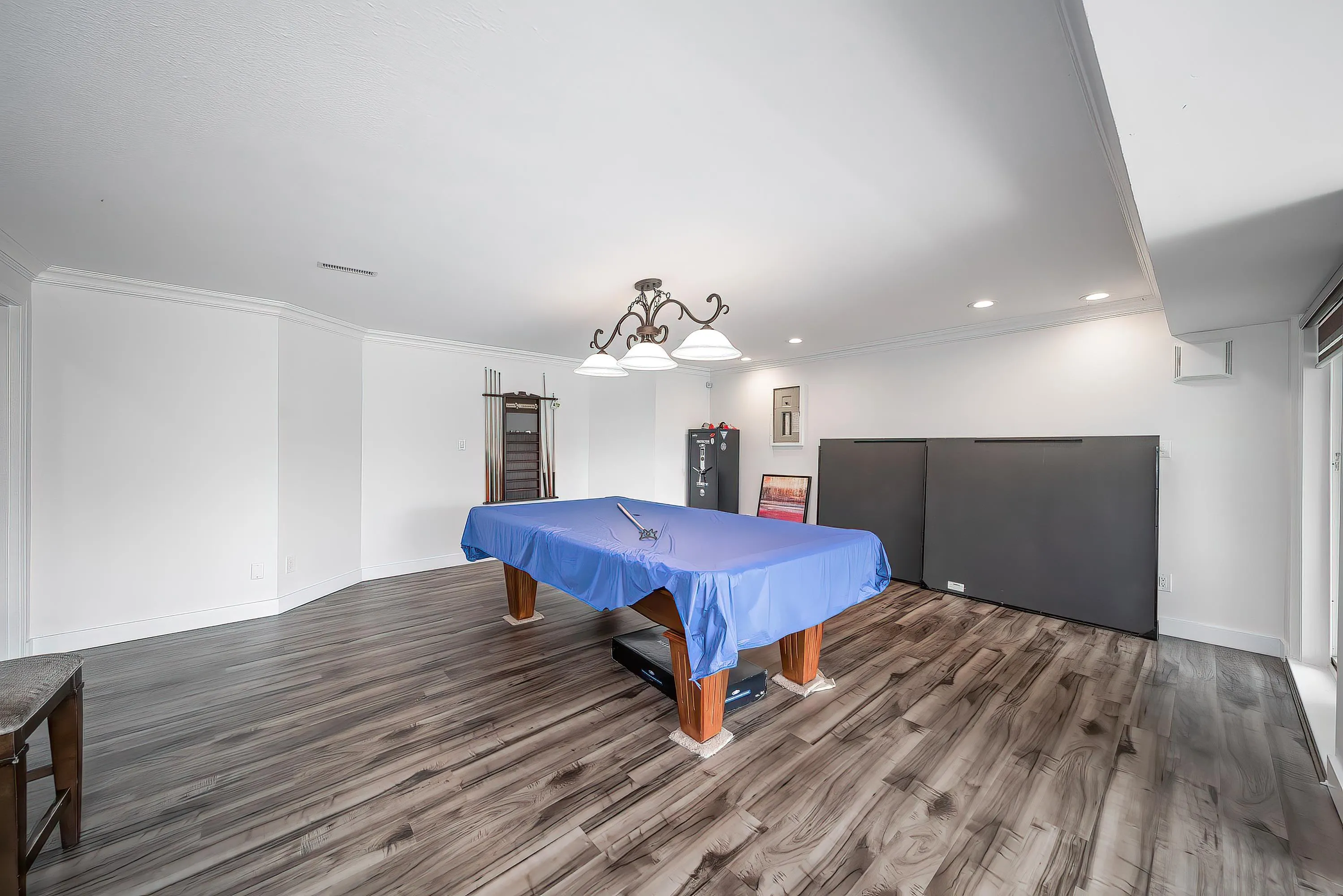 2138 Westhill Place