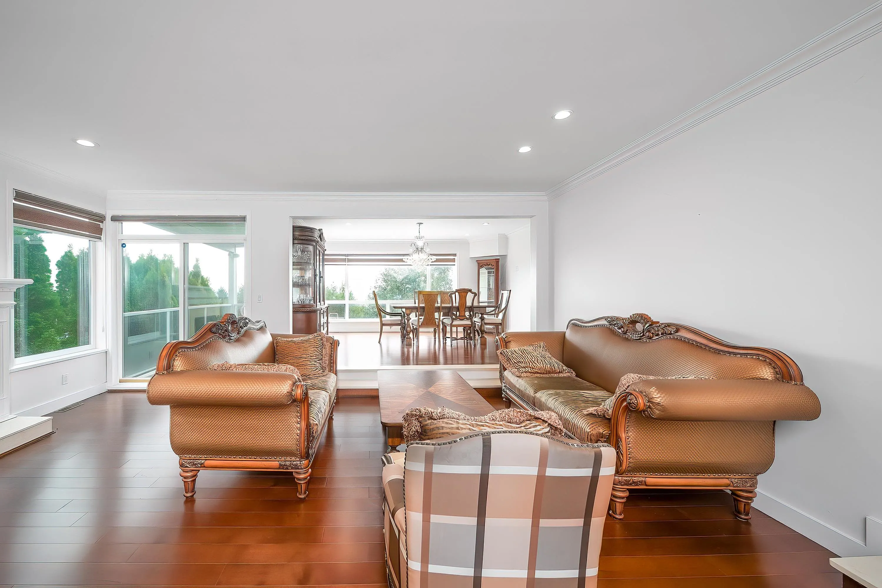 2138 Westhill Place