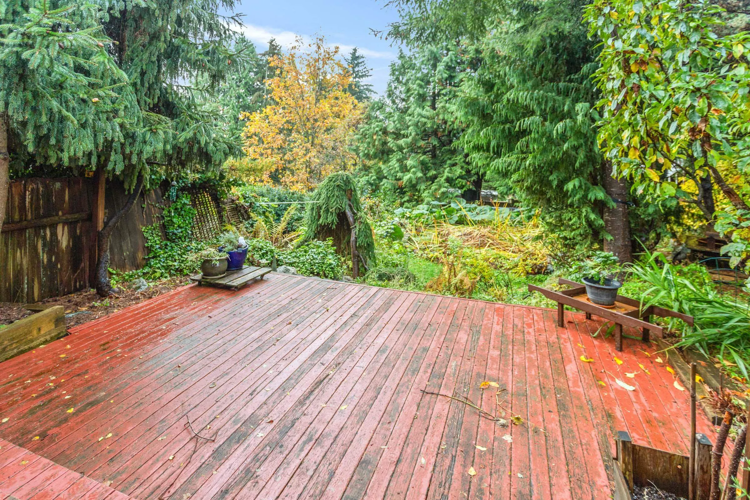 713 E St. James Road
