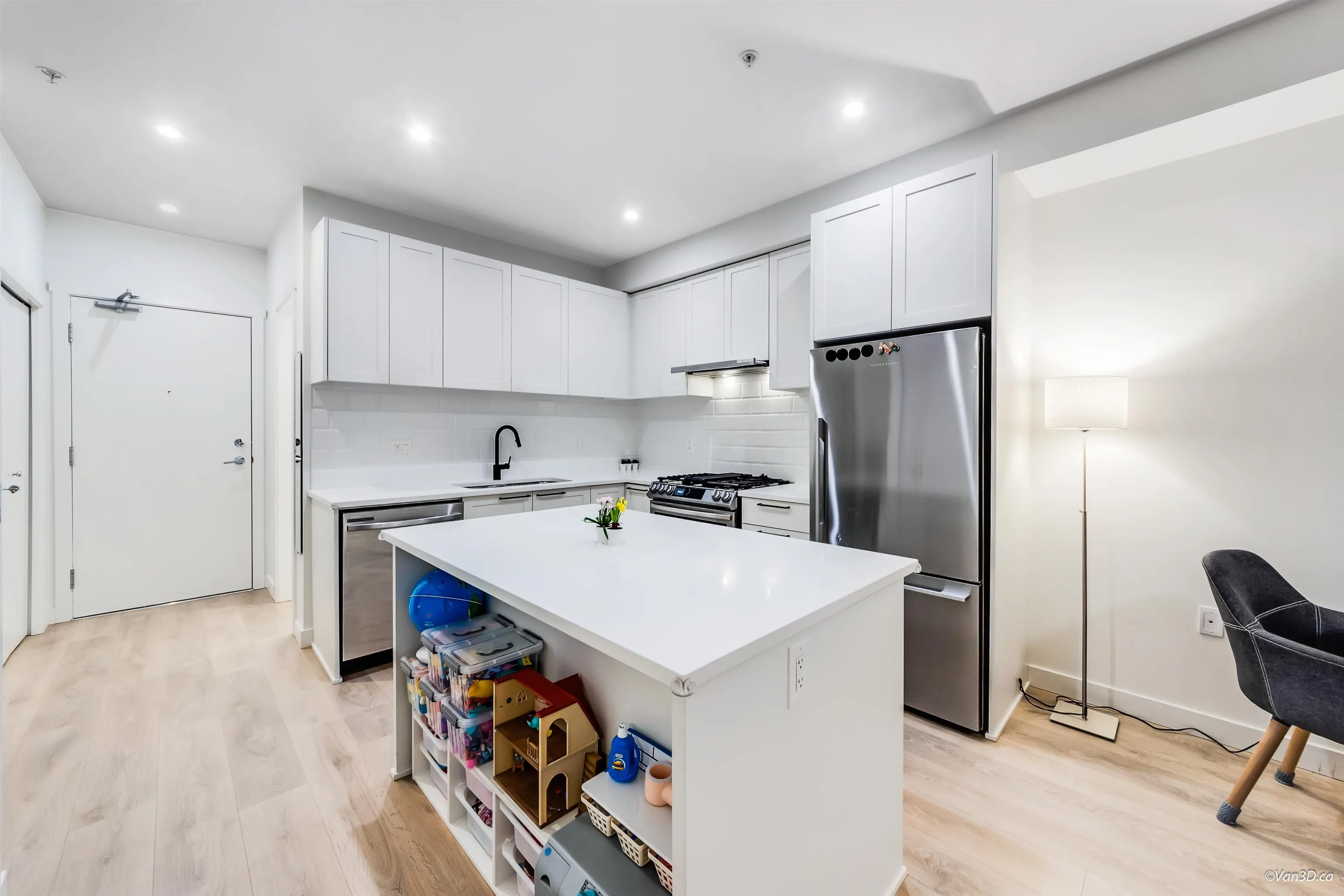 306 5415 Brydon Crescent