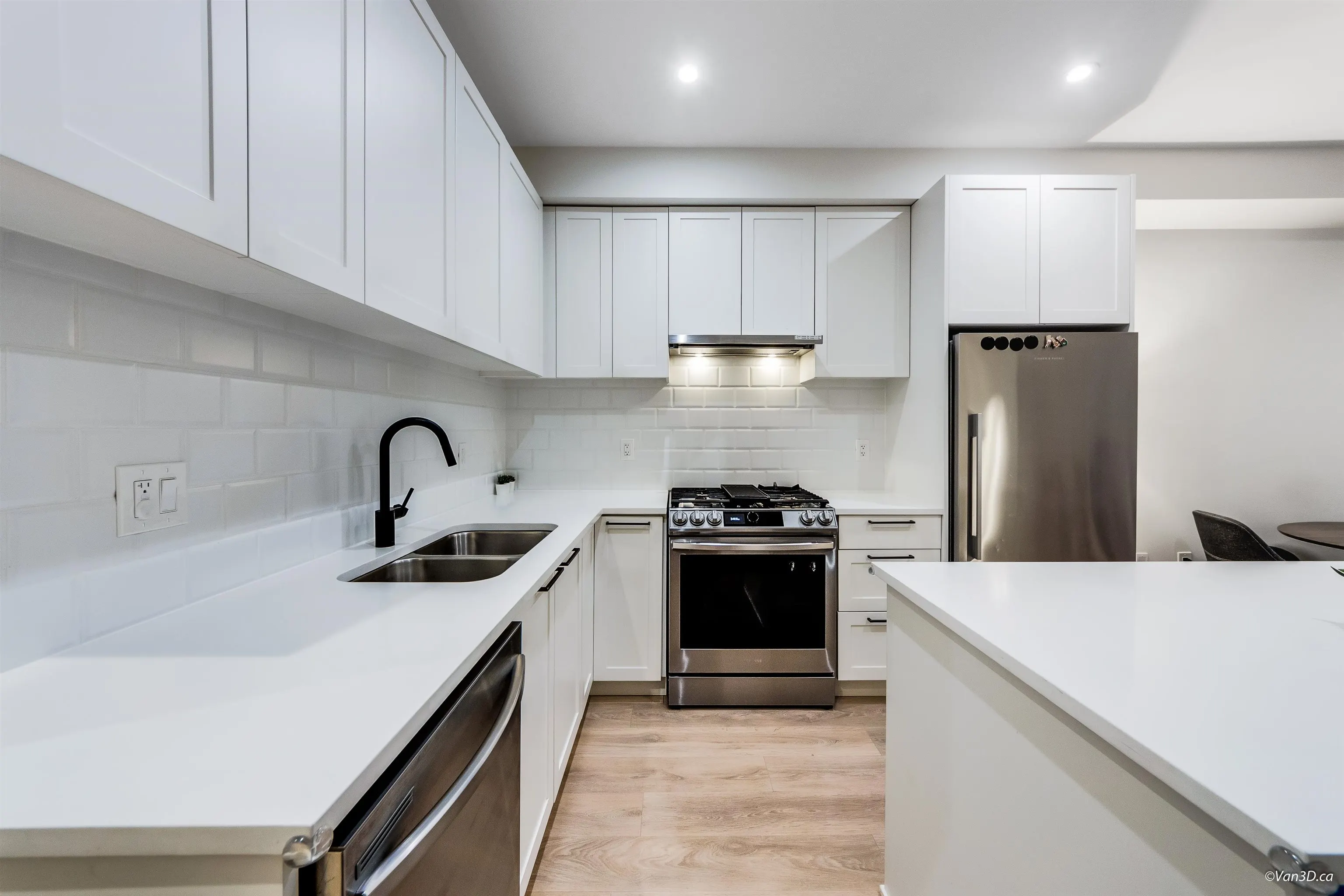 306 5415 Brydon Crescent
