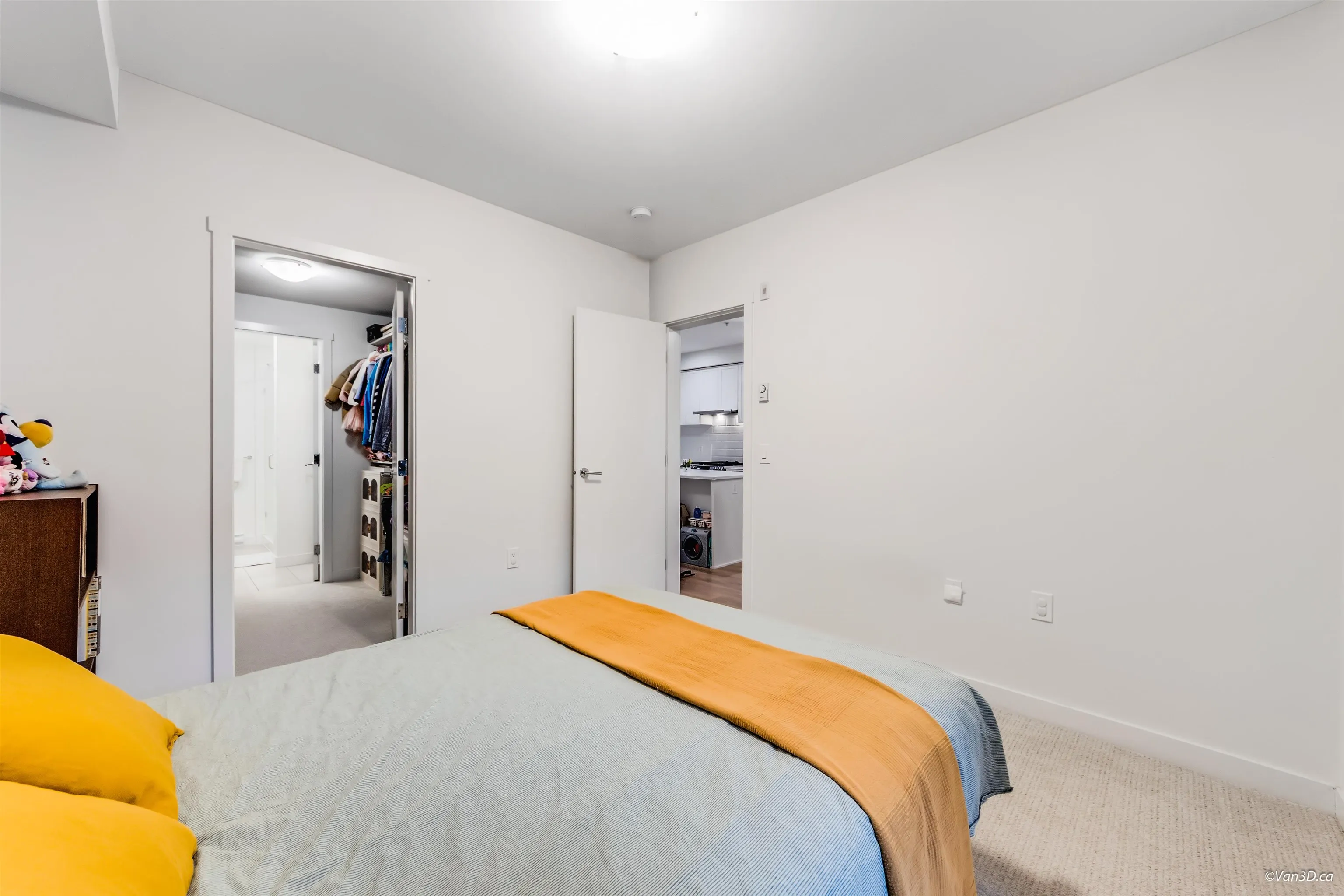 306 5415 Brydon Crescent
