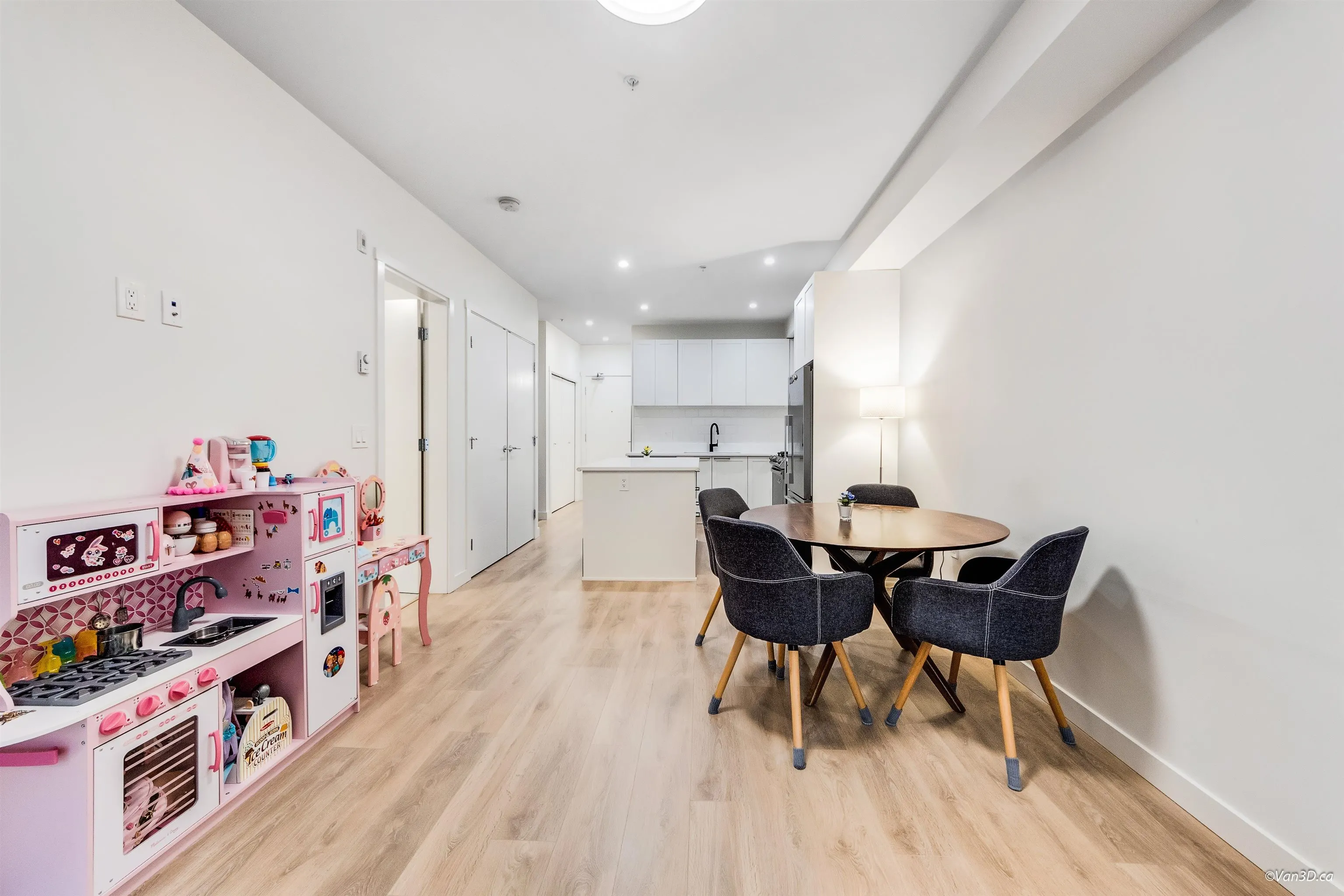 306 5415 Brydon Crescent