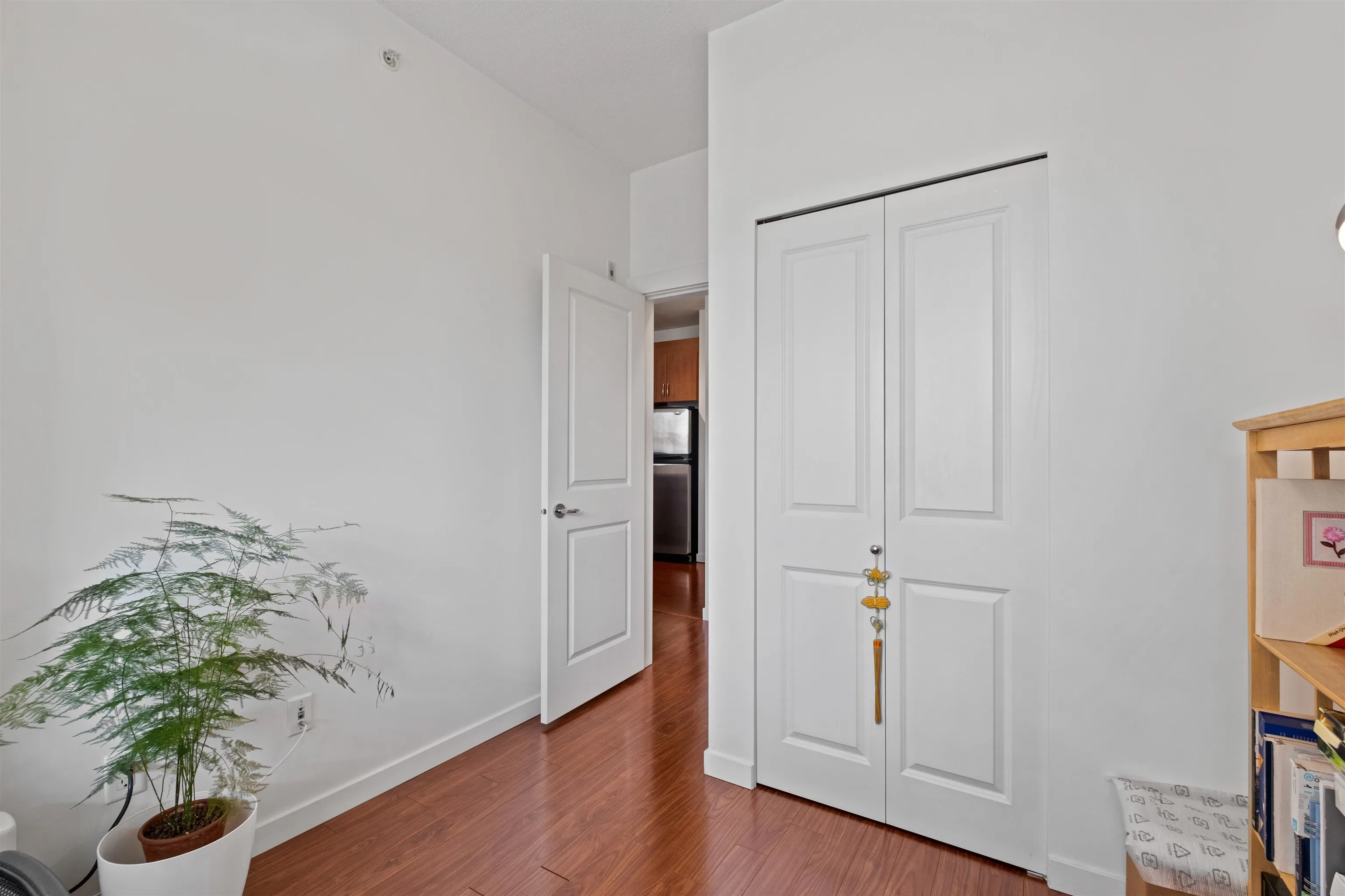 410 4723 Dawson Street