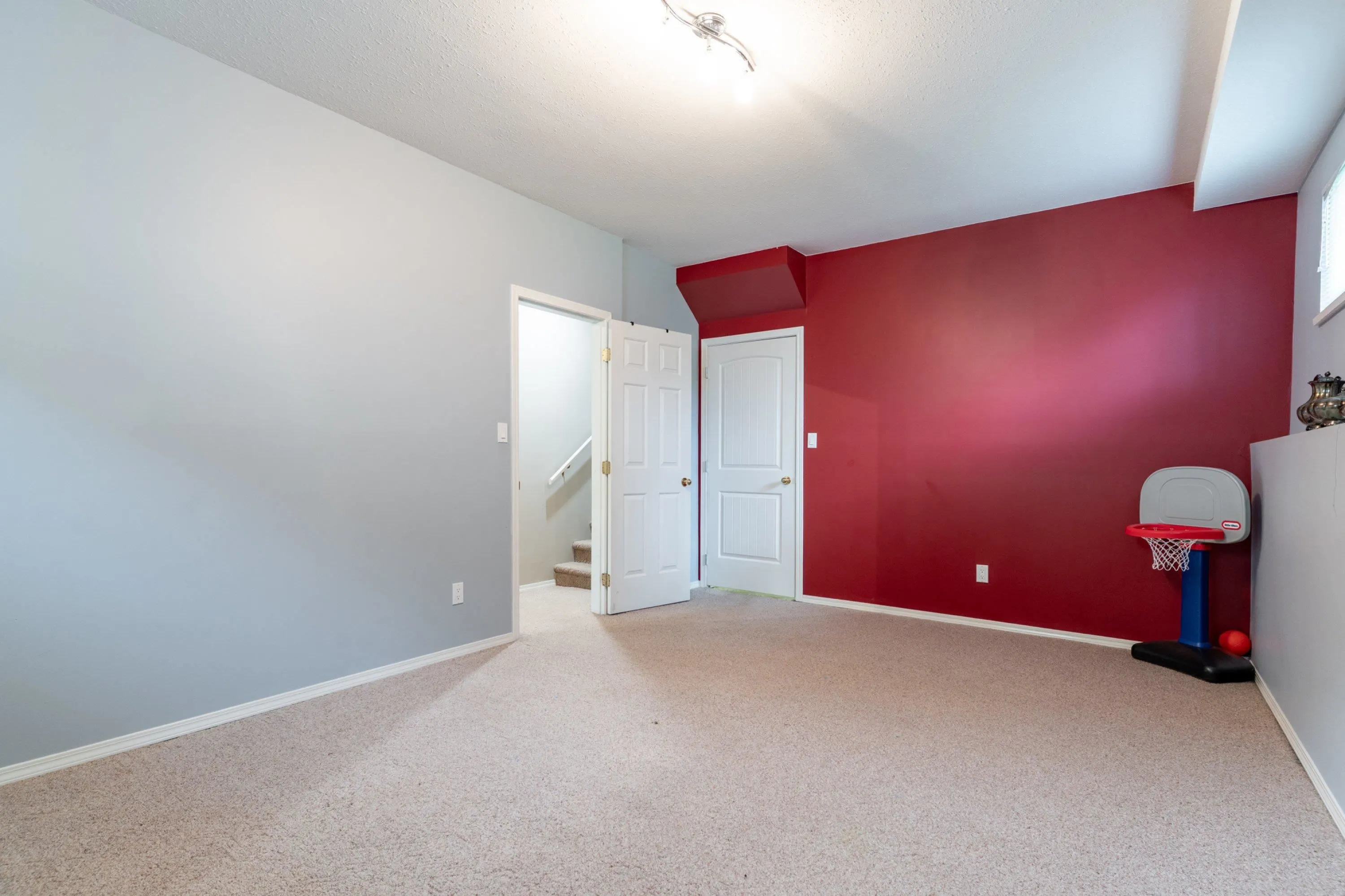 19624 Somerset Drive