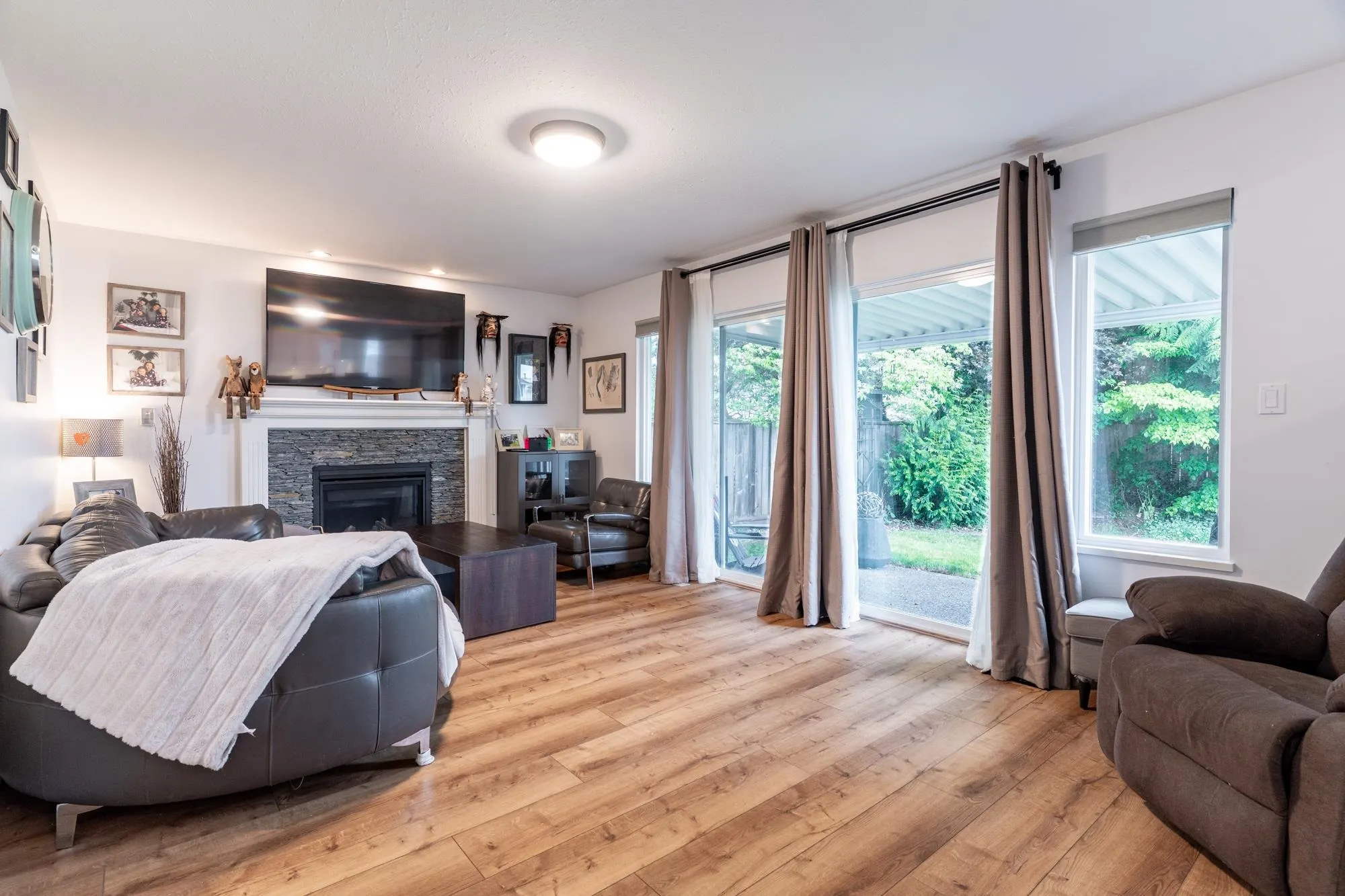 19624 Somerset Drive