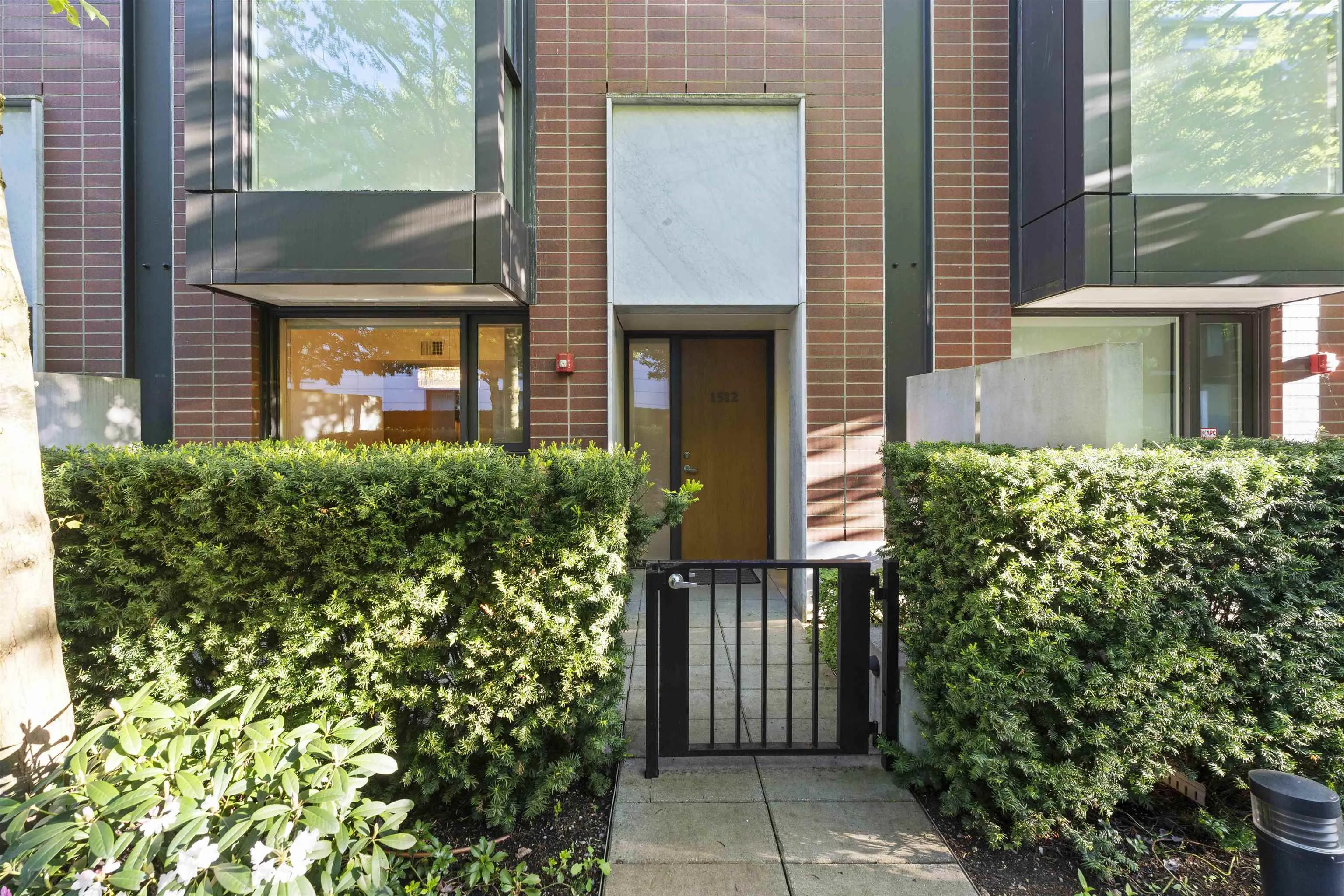 1512 Atlas Lane