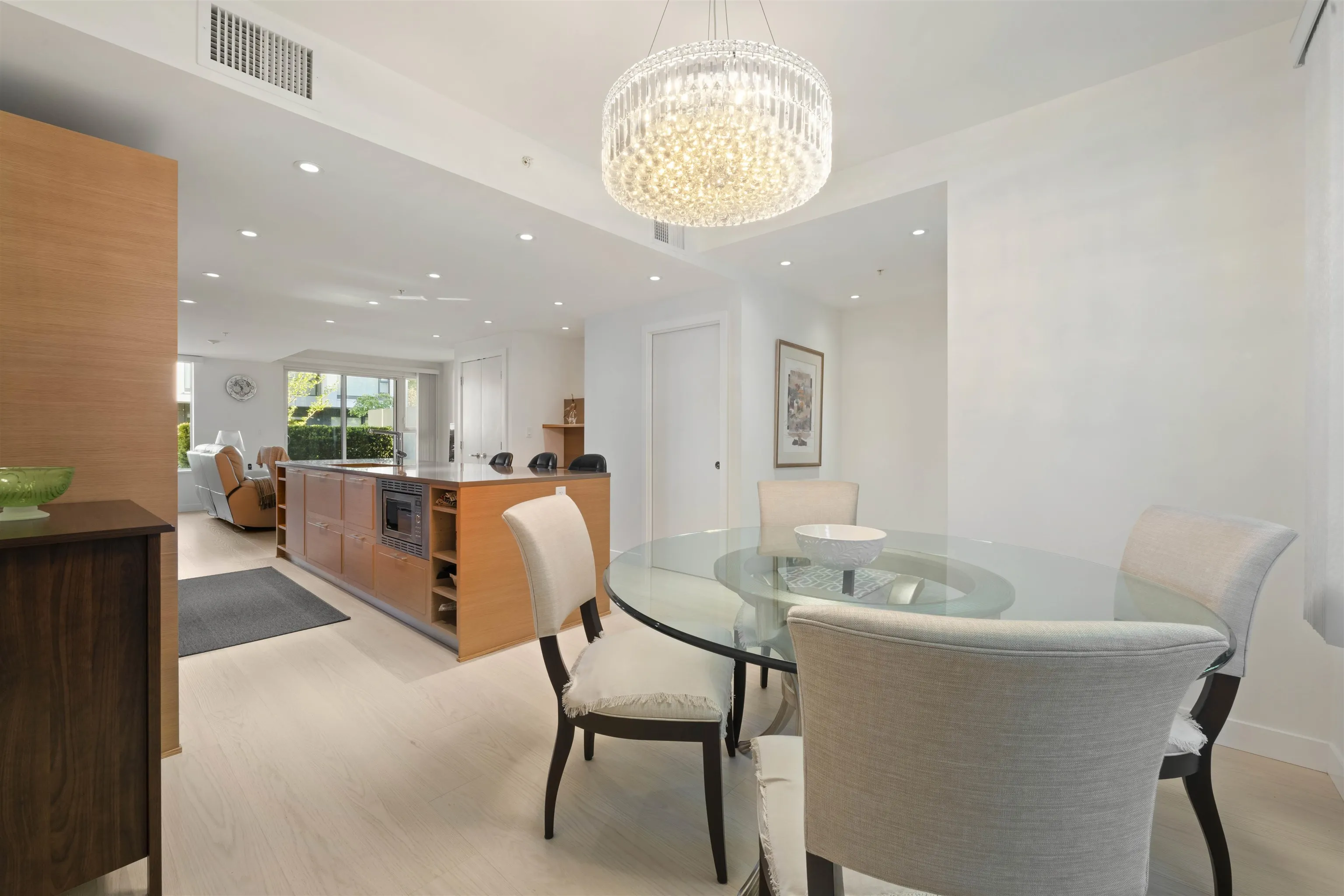 1512 Atlas Lane