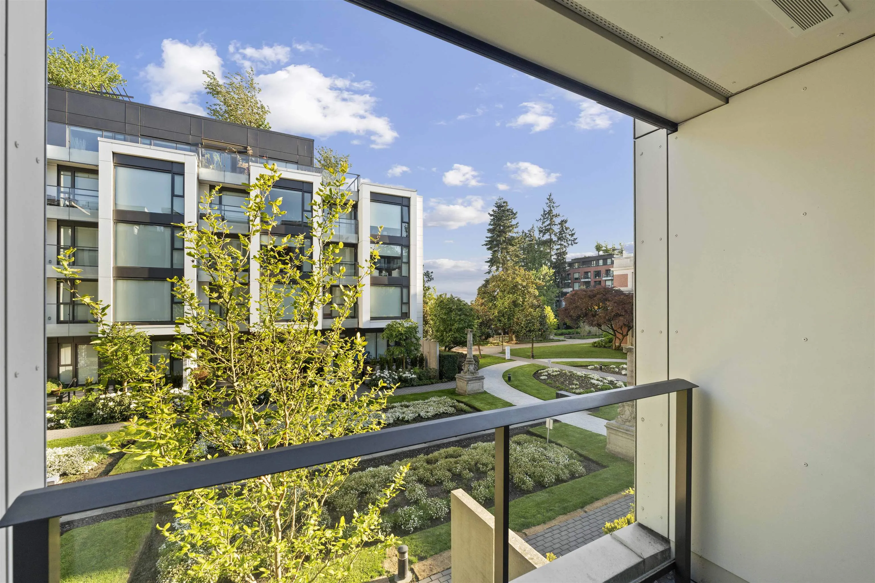 1512 Atlas Lane