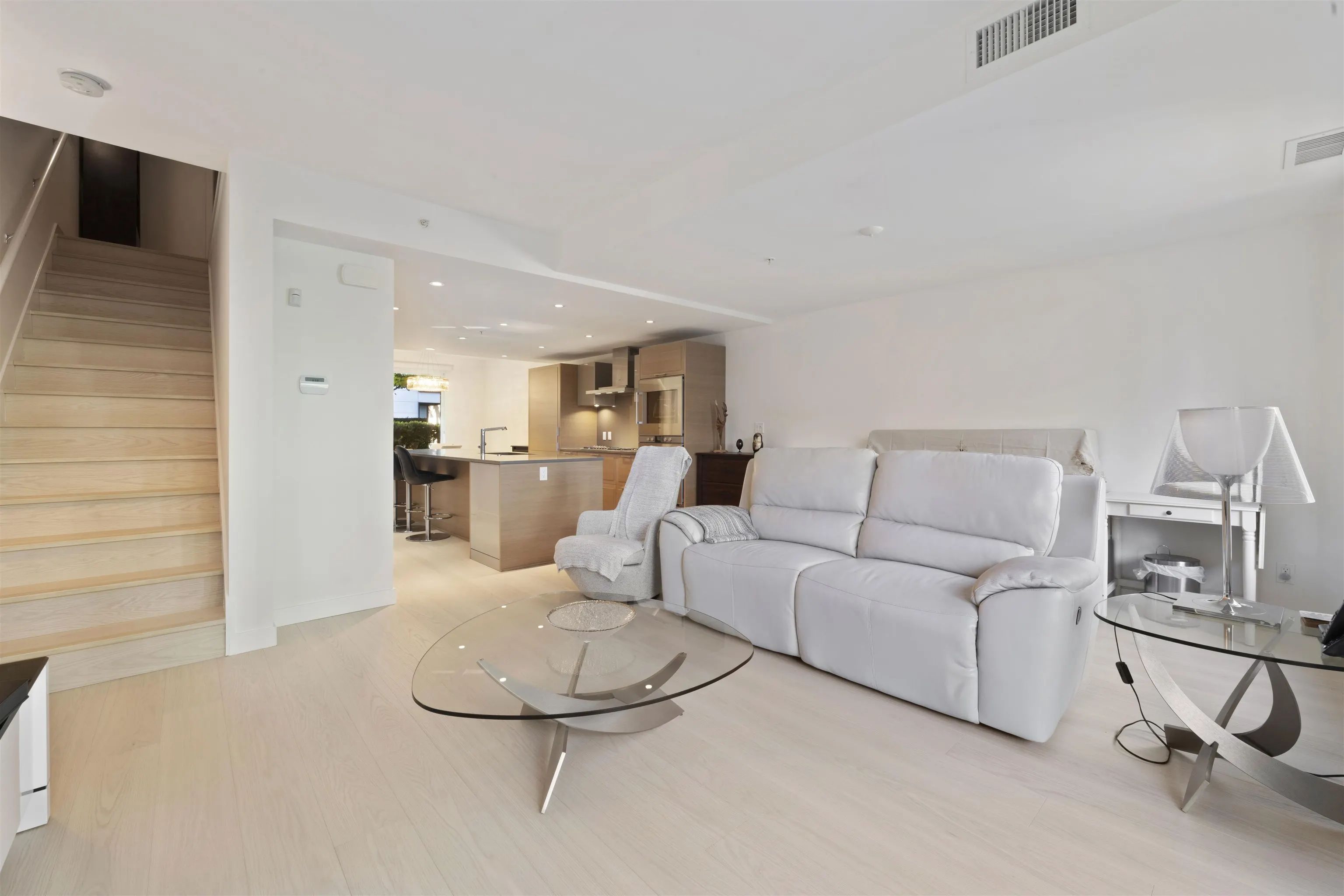 1512 Atlas Lane