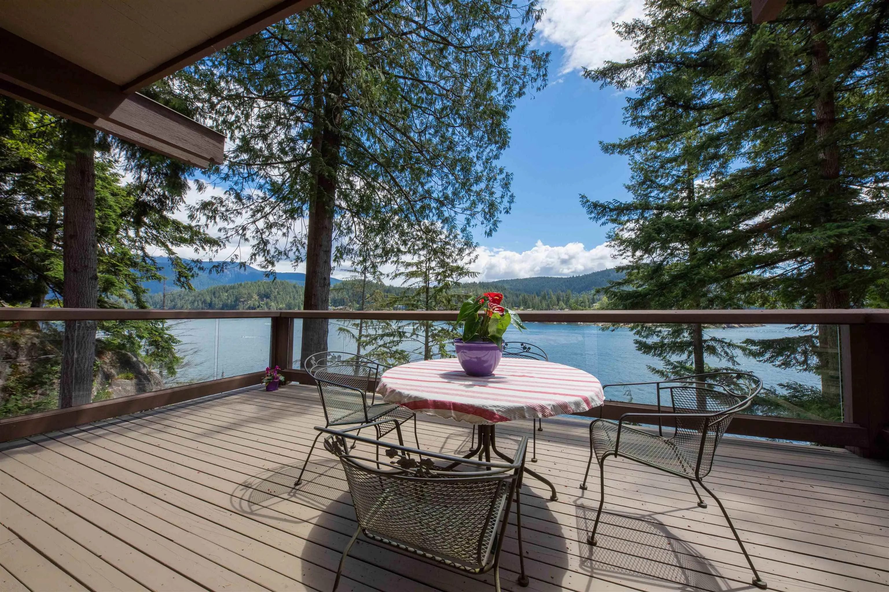 4885 Cove Cliff Place