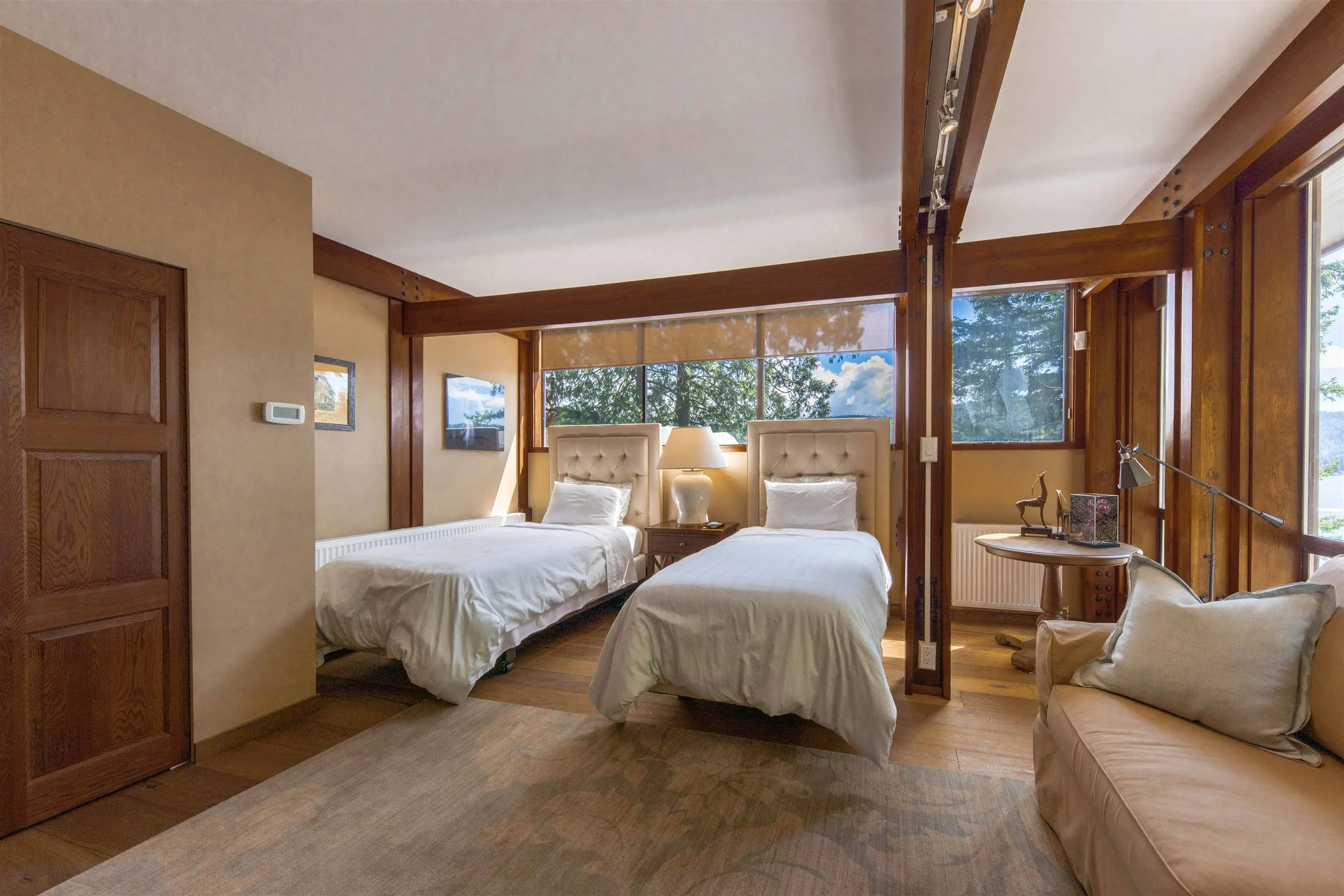 4885 Cove Cliff Place