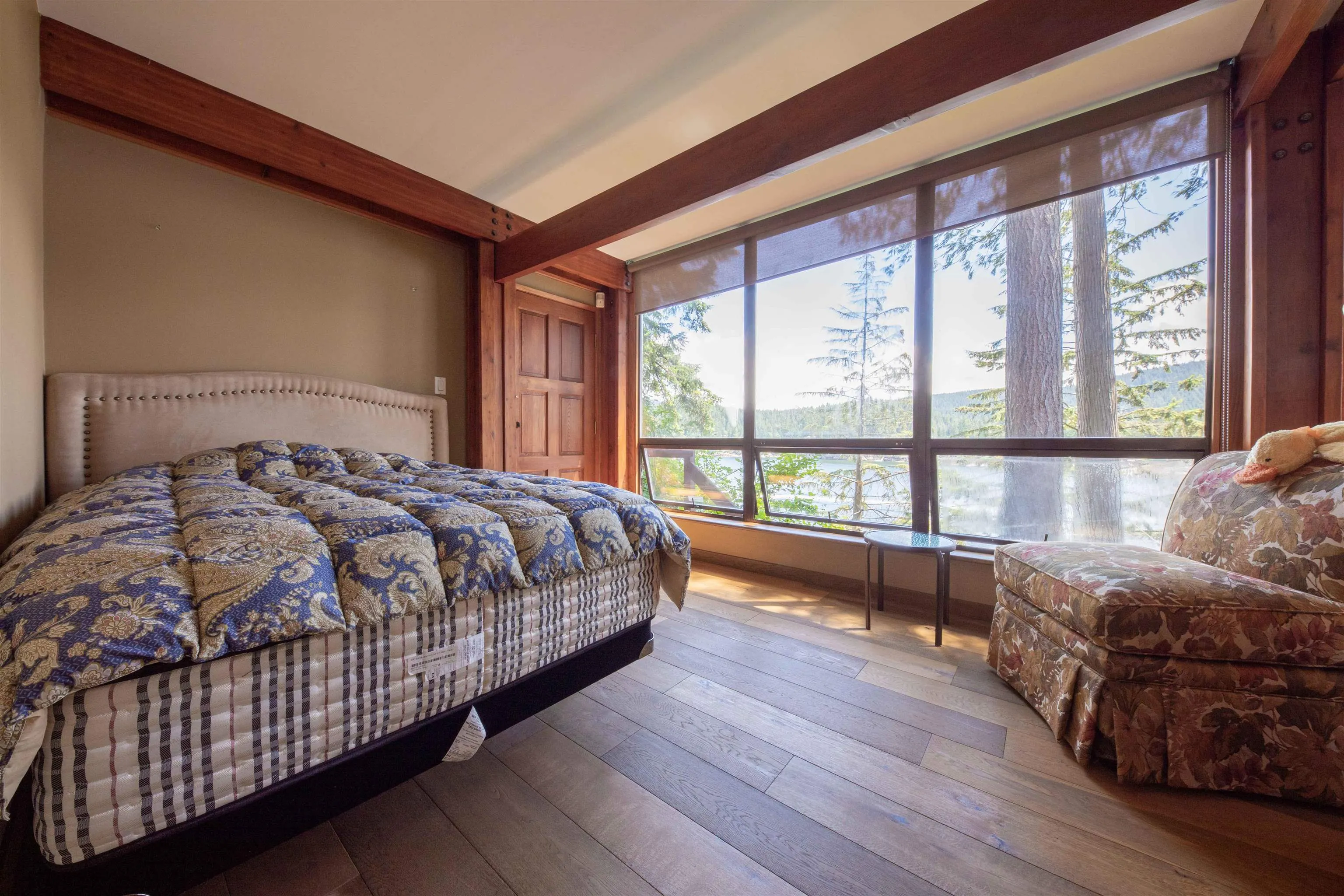 4885 Cove Cliff Place