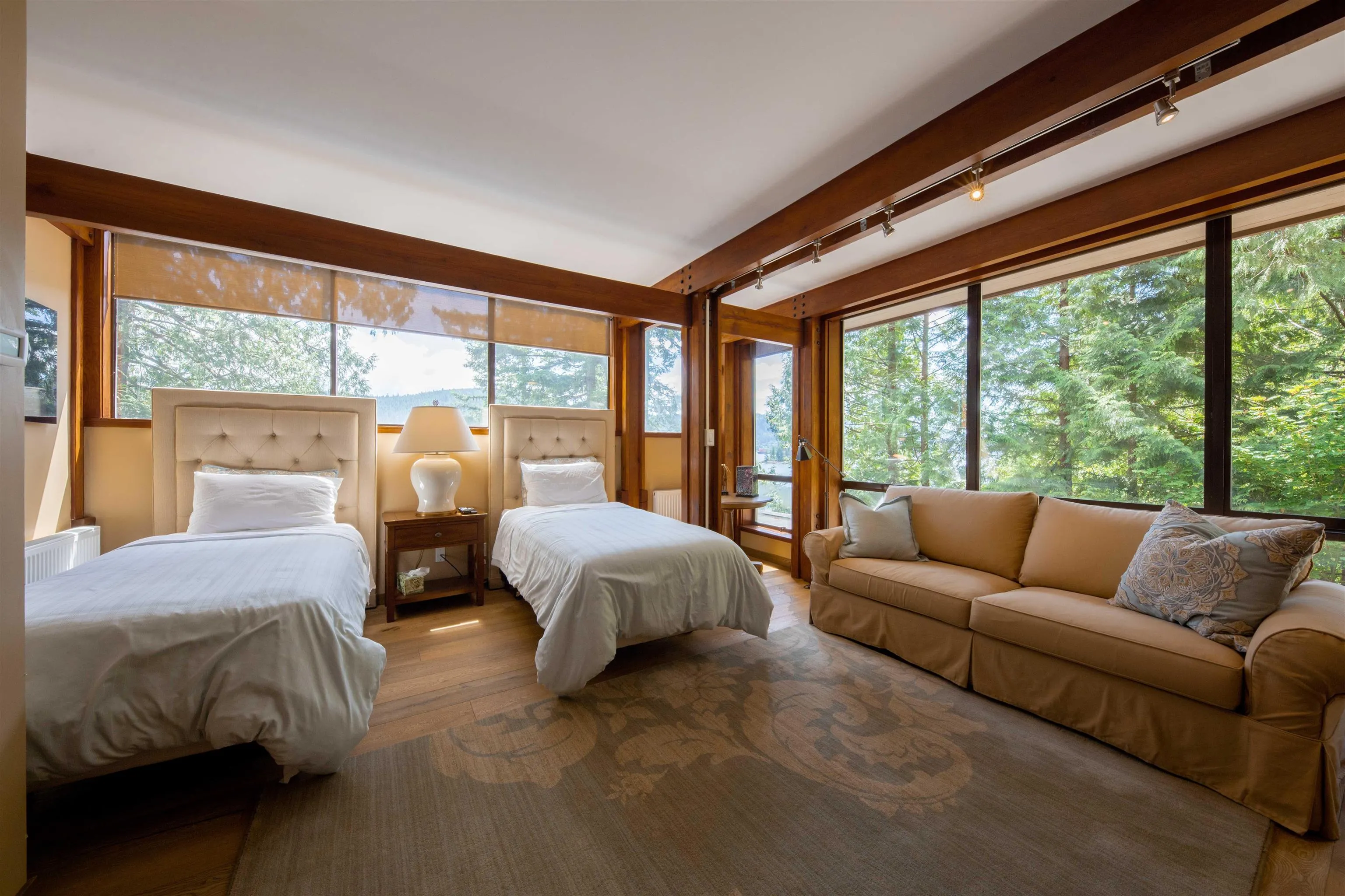 4885 Cove Cliff Place