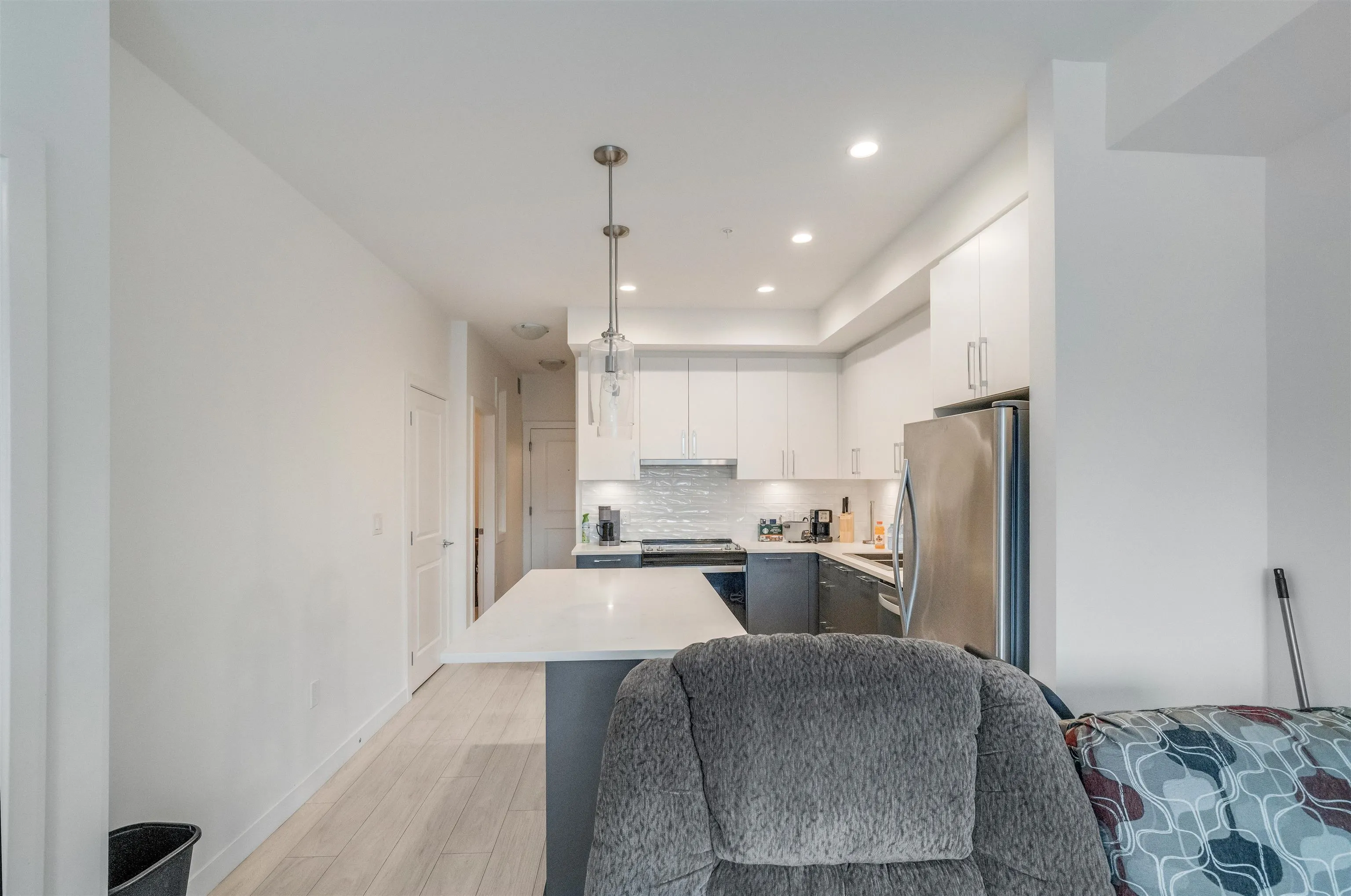 B220 20834 80 Avenue