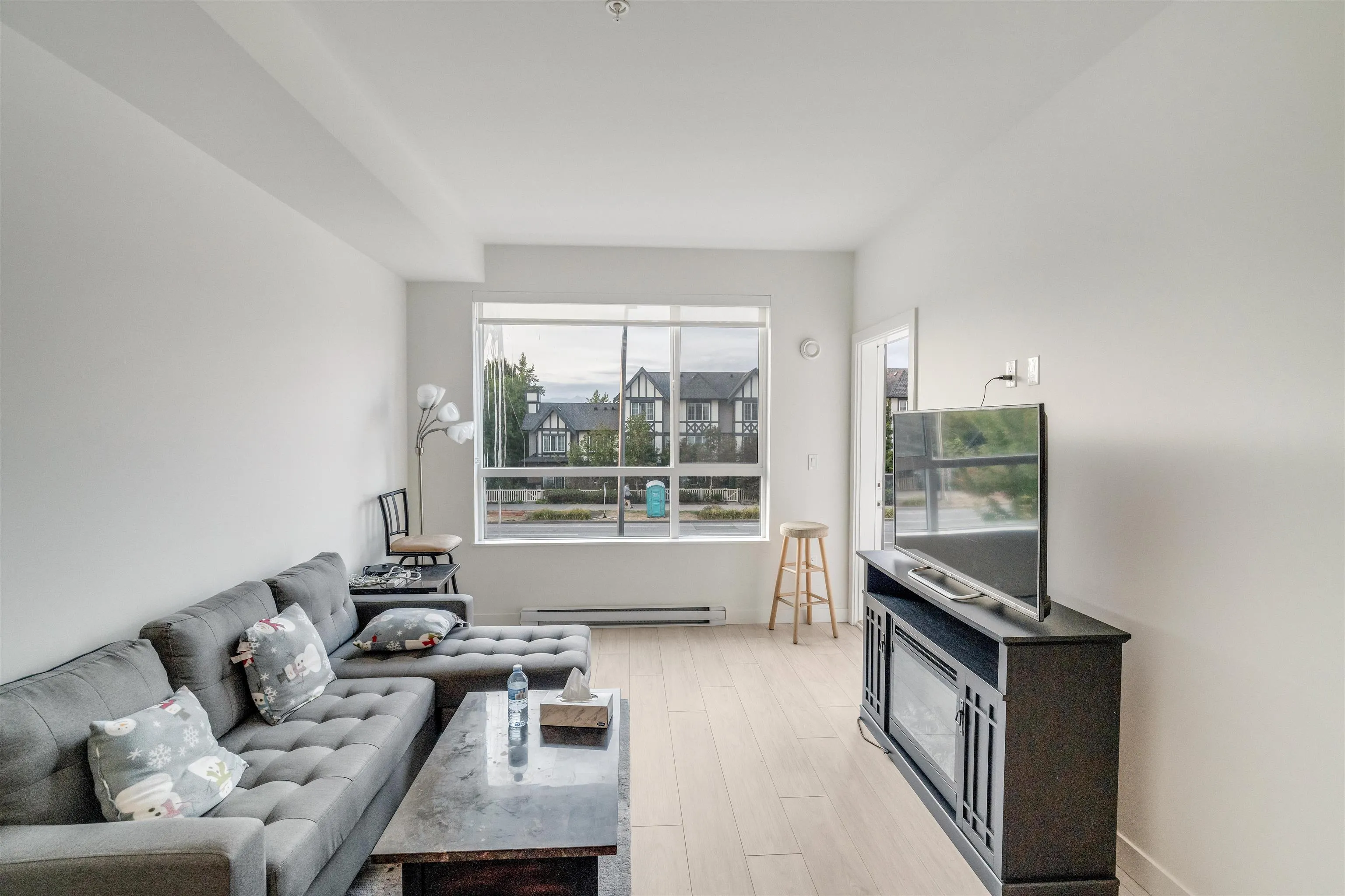 B220 20834 80 Avenue