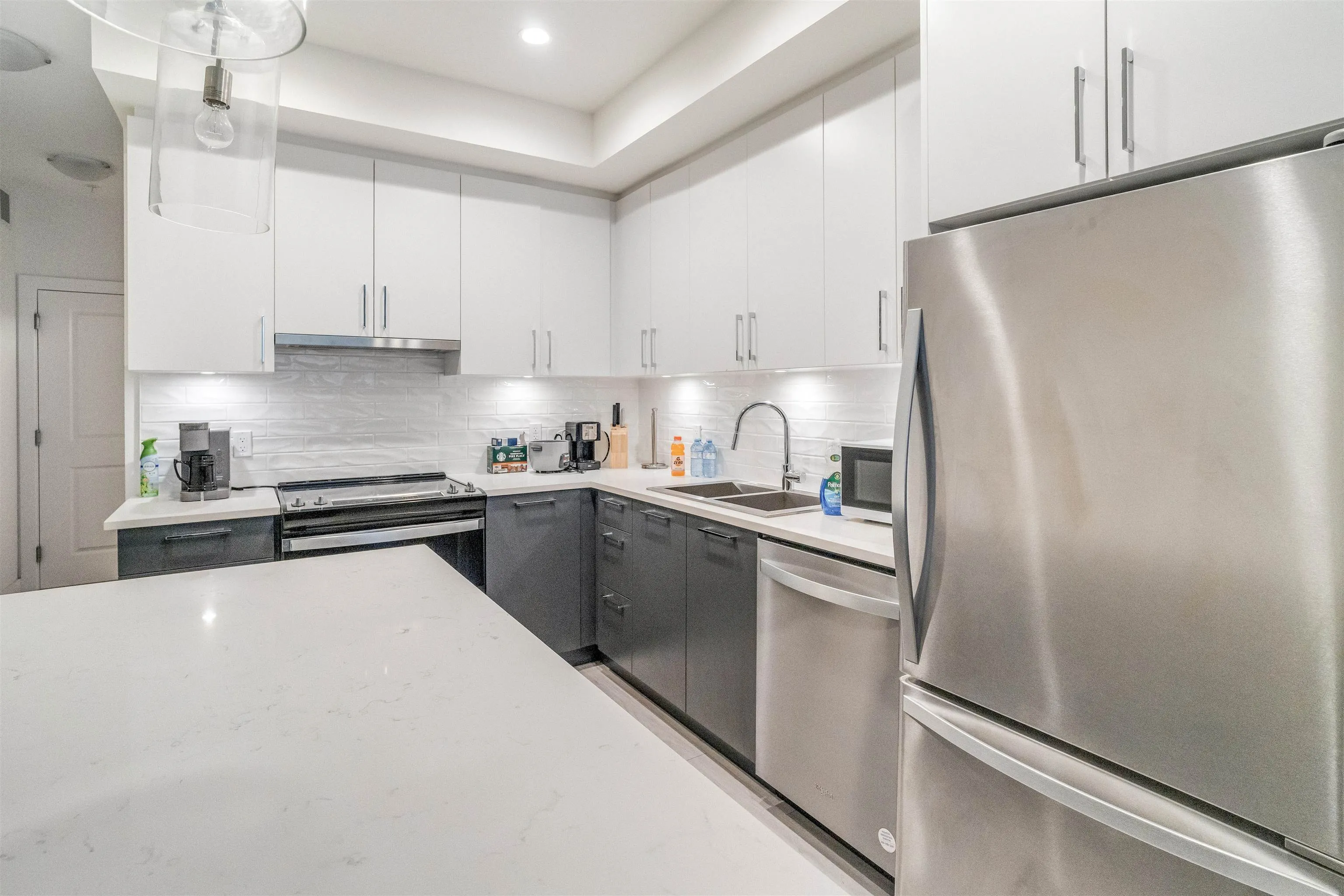 B220 20834 80 Avenue