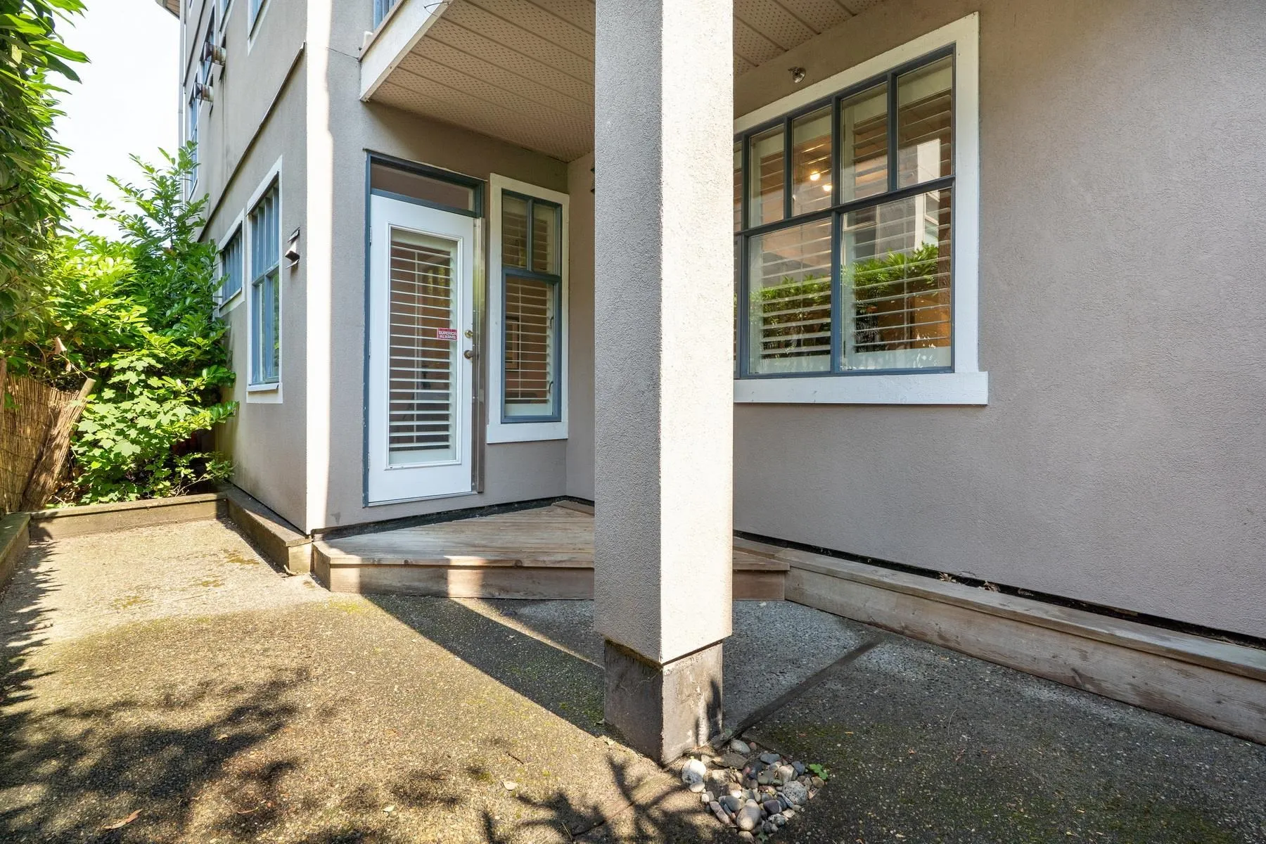 204 2525 Quebec Street