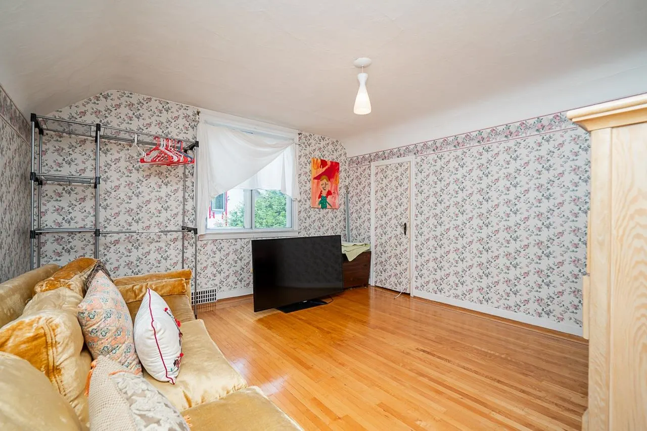 6138 Granville Street