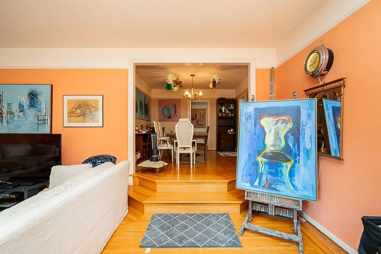 6138 Granville Street