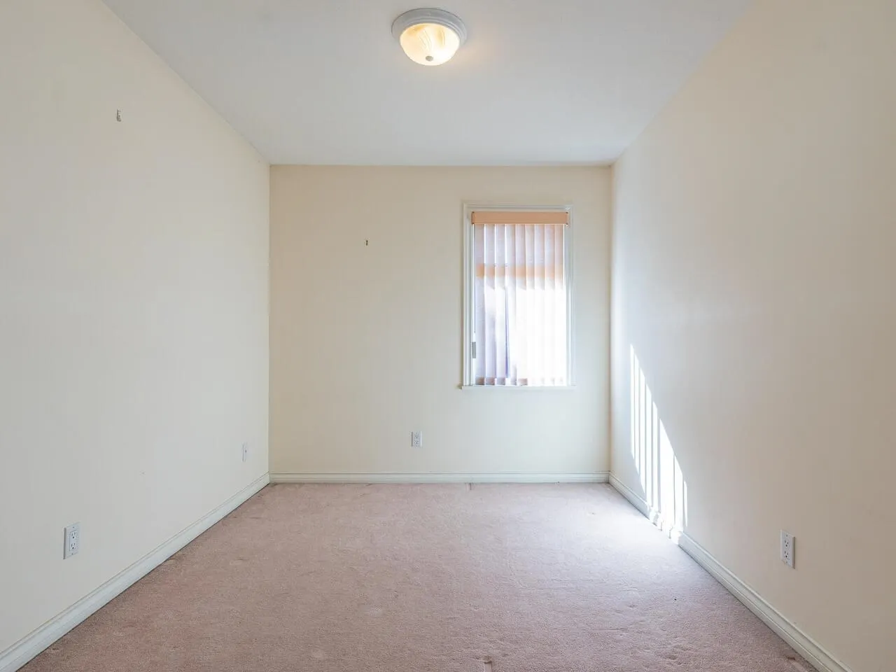 39 W 12th Avenue