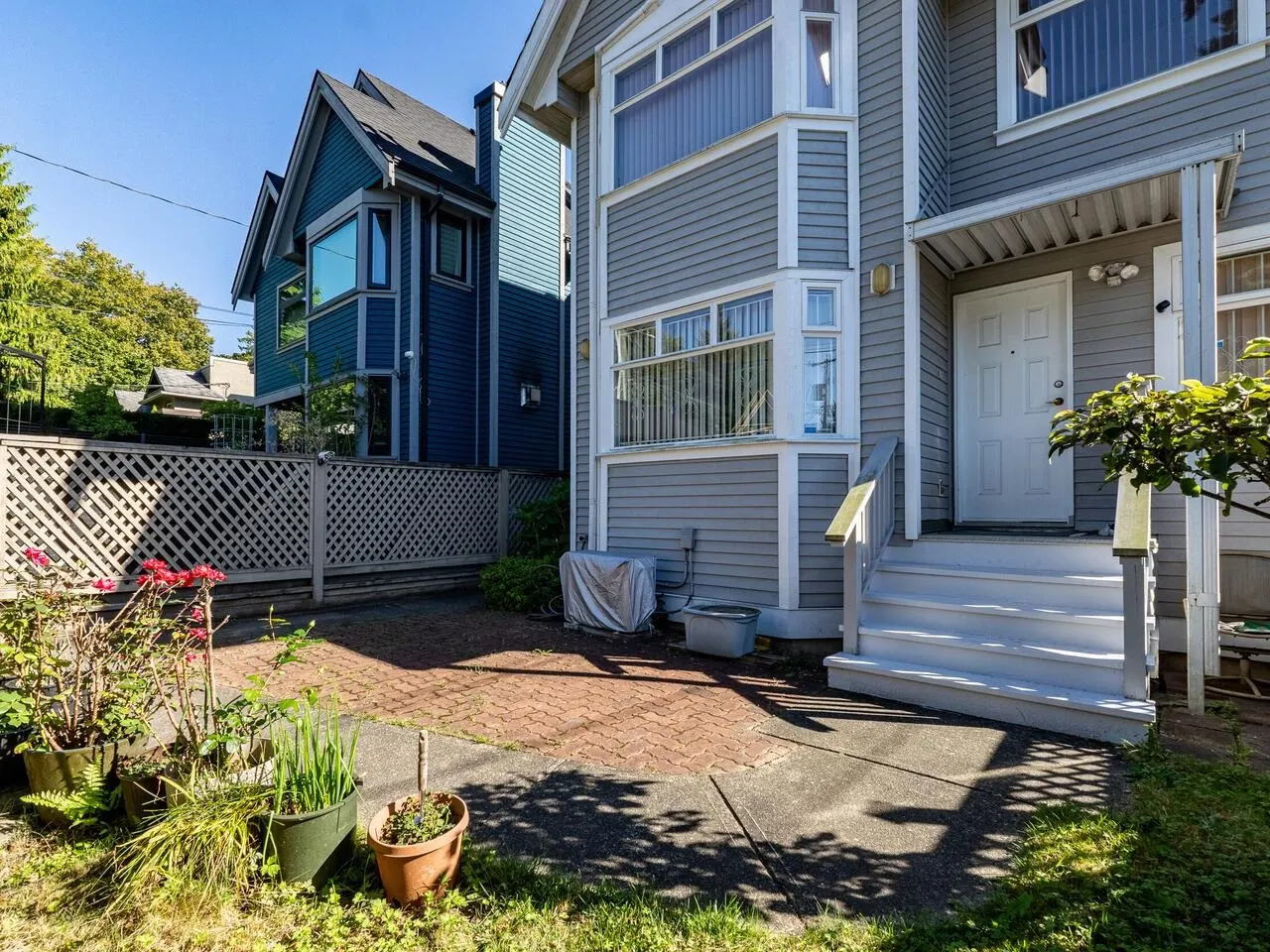 39 W 12th Avenue