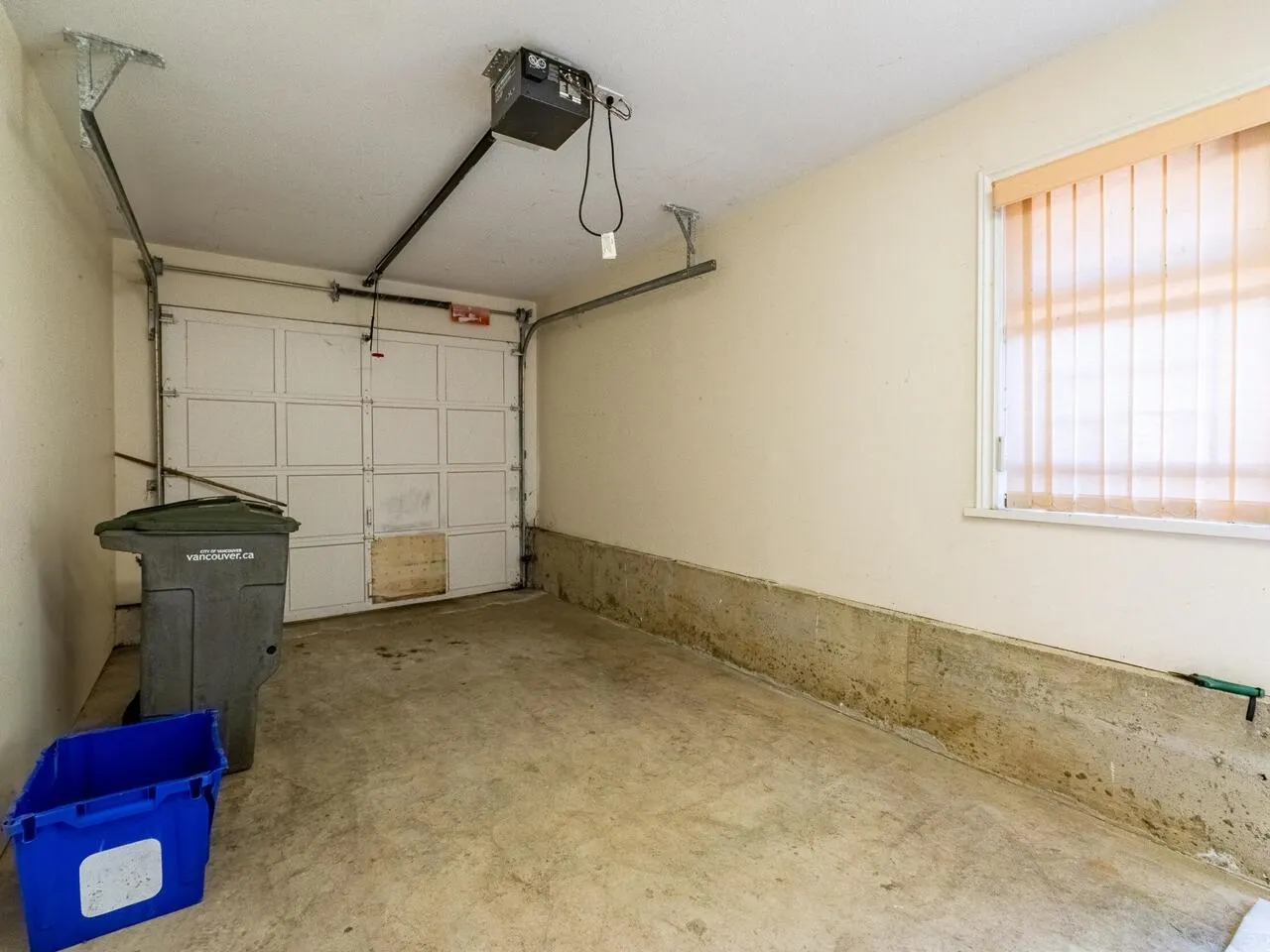 39 W 12th Avenue