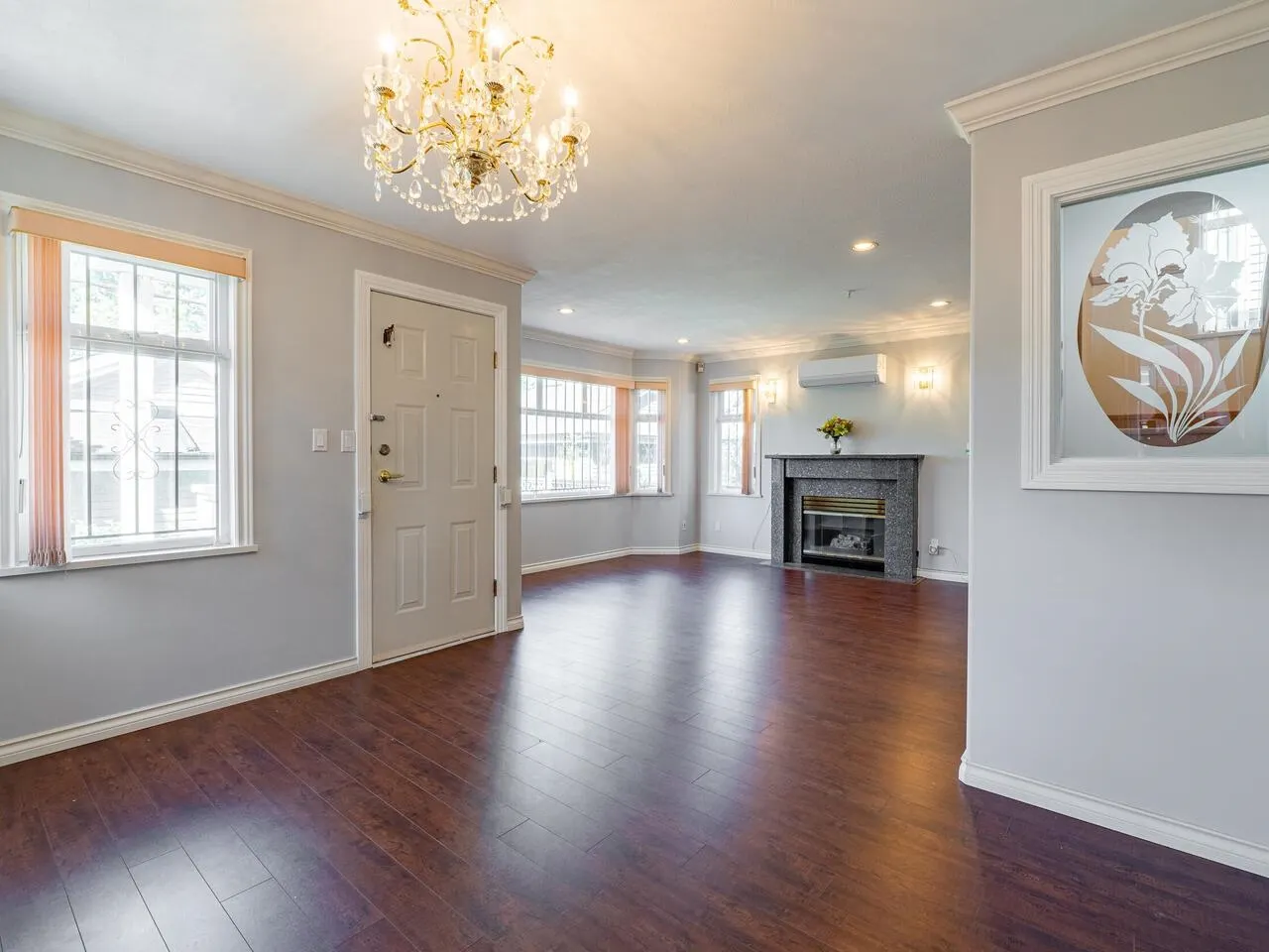 39 W 12th Avenue